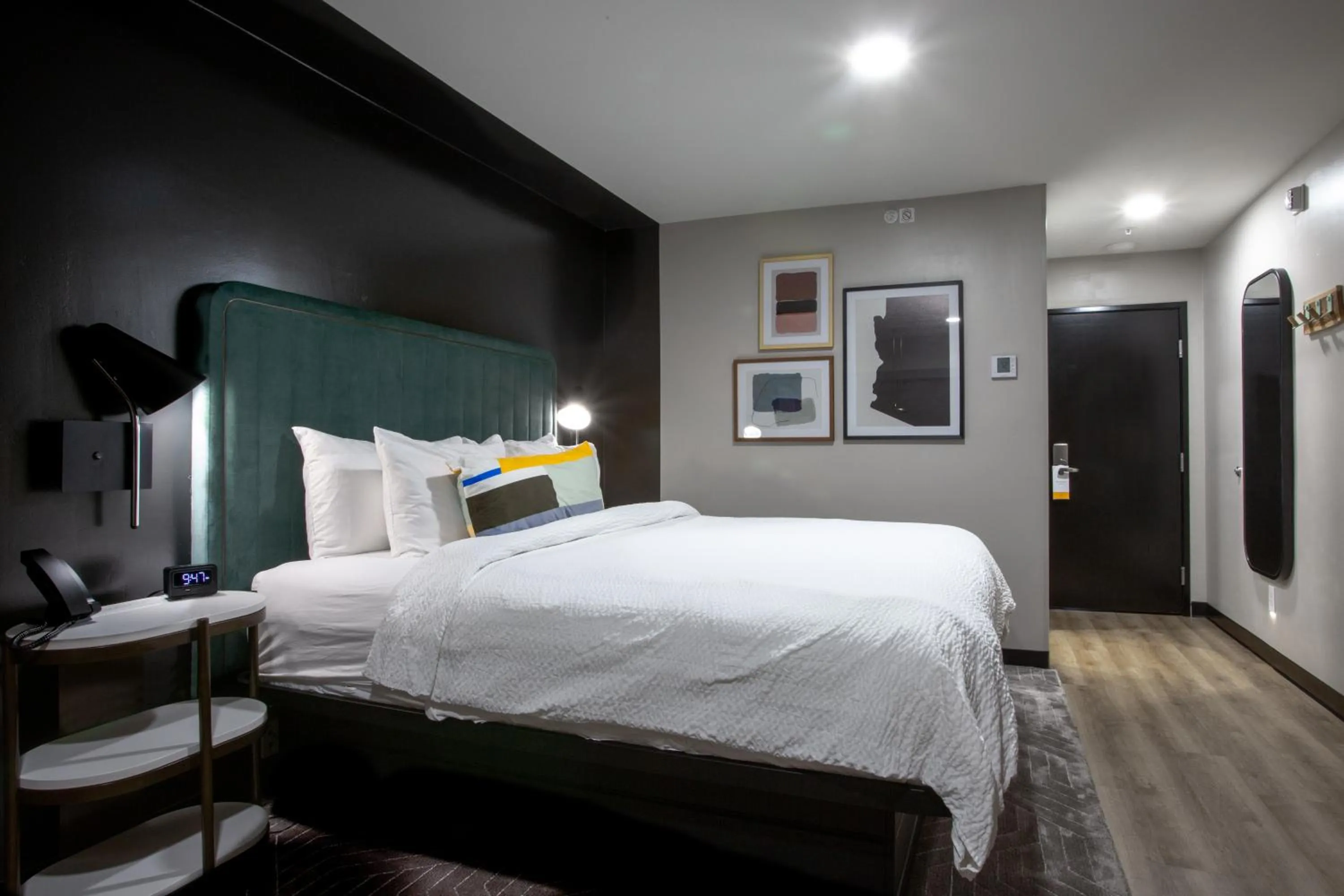 Bed in voco Flagstaff by IHG