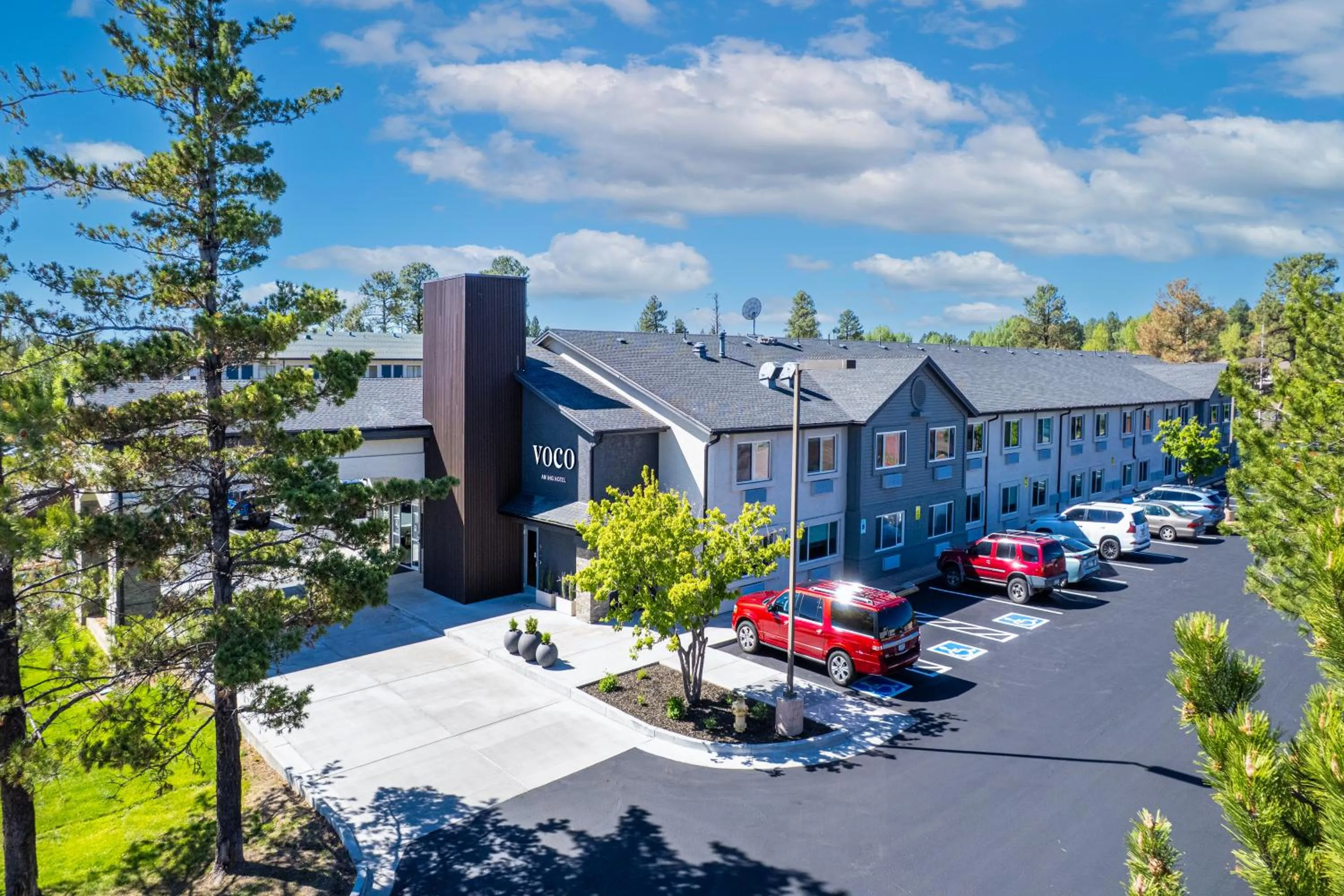 Property building in voco Flagstaff by IHG