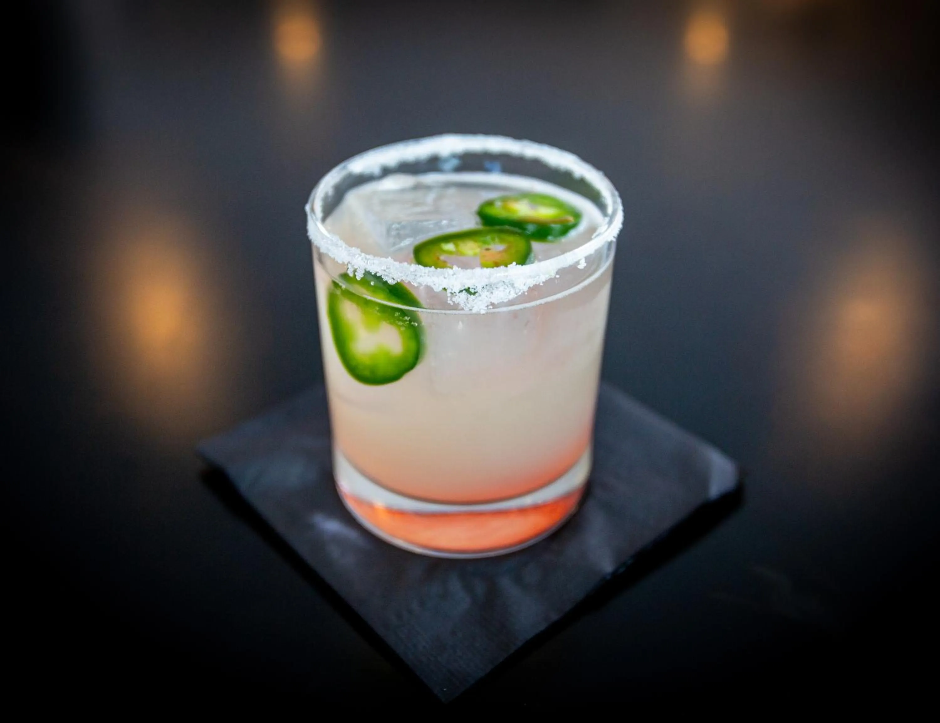 Lounge or bar in voco Flagstaff by IHG