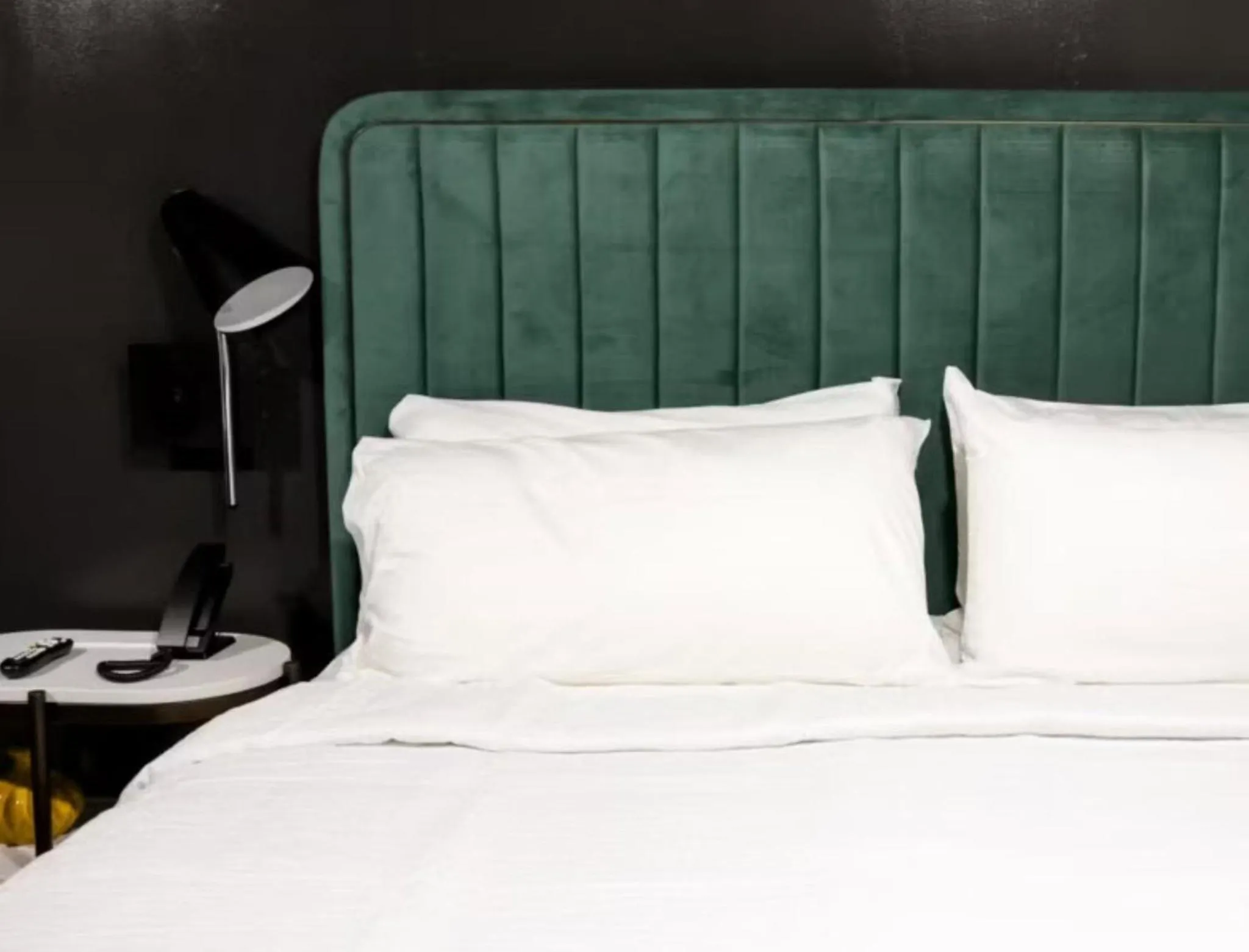 Photo of the whole room, Bed in voco Flagstaff by IHG