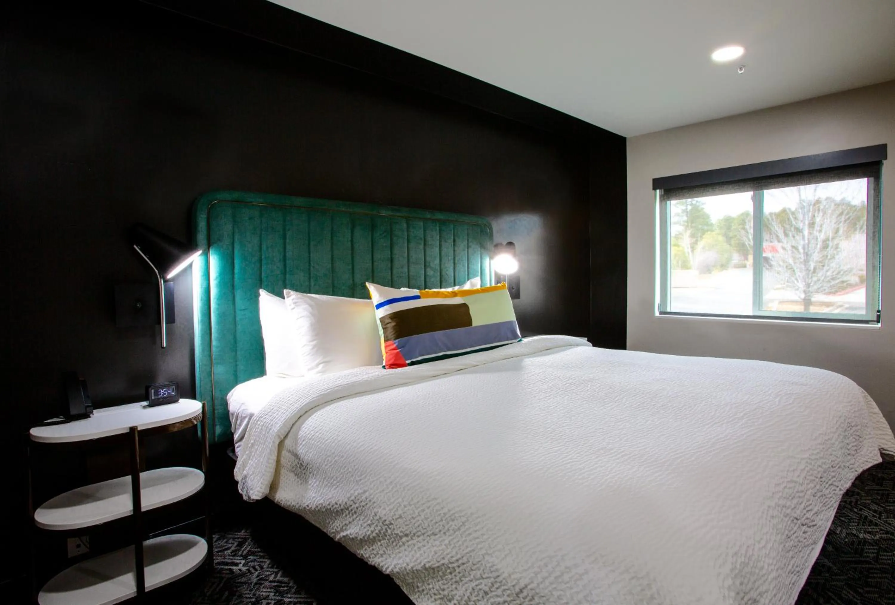 Bed in voco Flagstaff by IHG