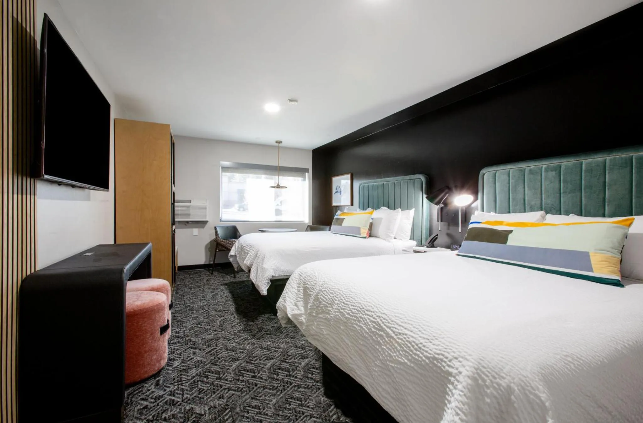 Photo of the whole room, Bed in voco Flagstaff by IHG