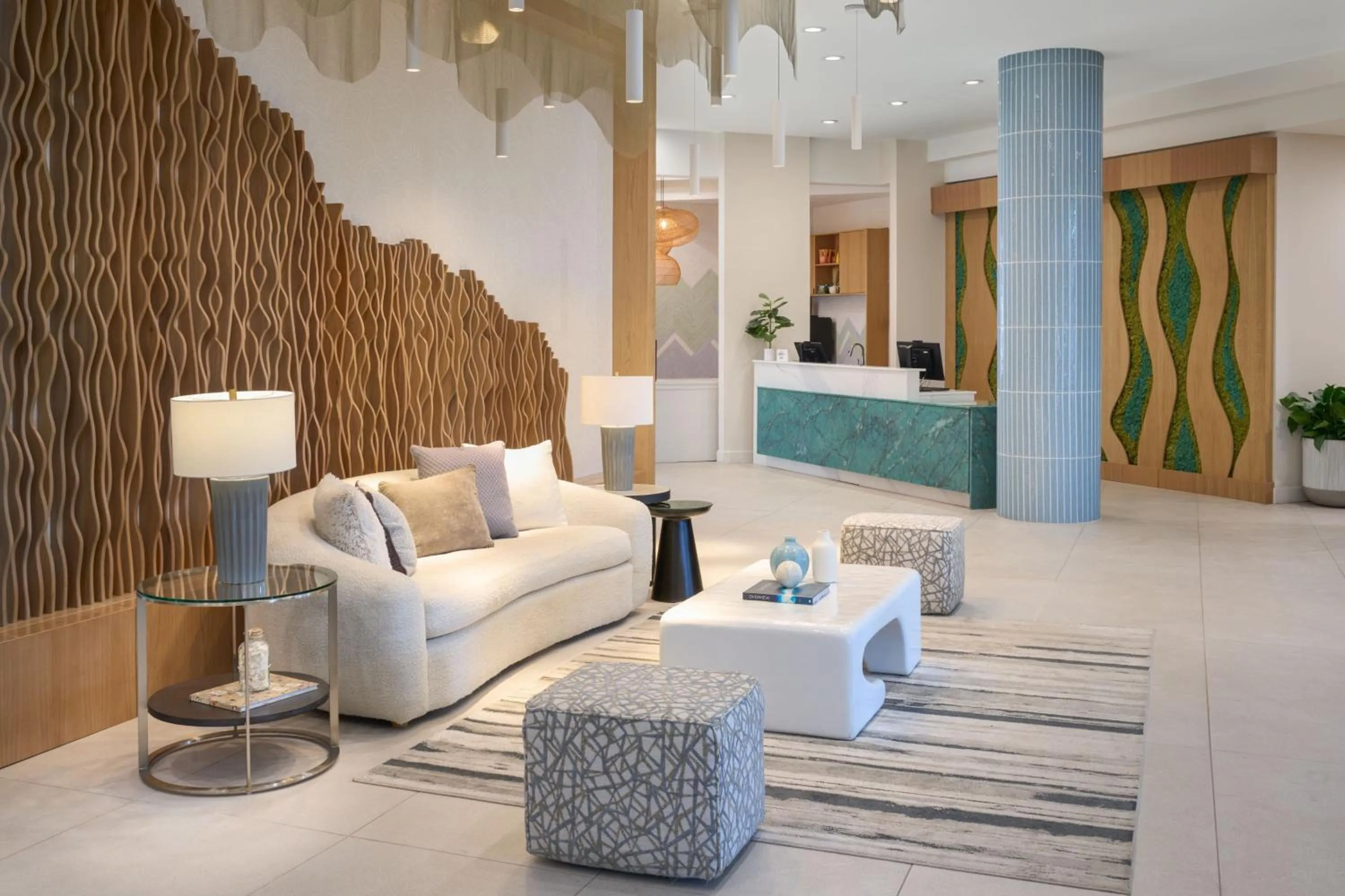 Lobby or reception in Holiday Inn Palm Beach-Airport Conf Ctr, an IHG Hotel