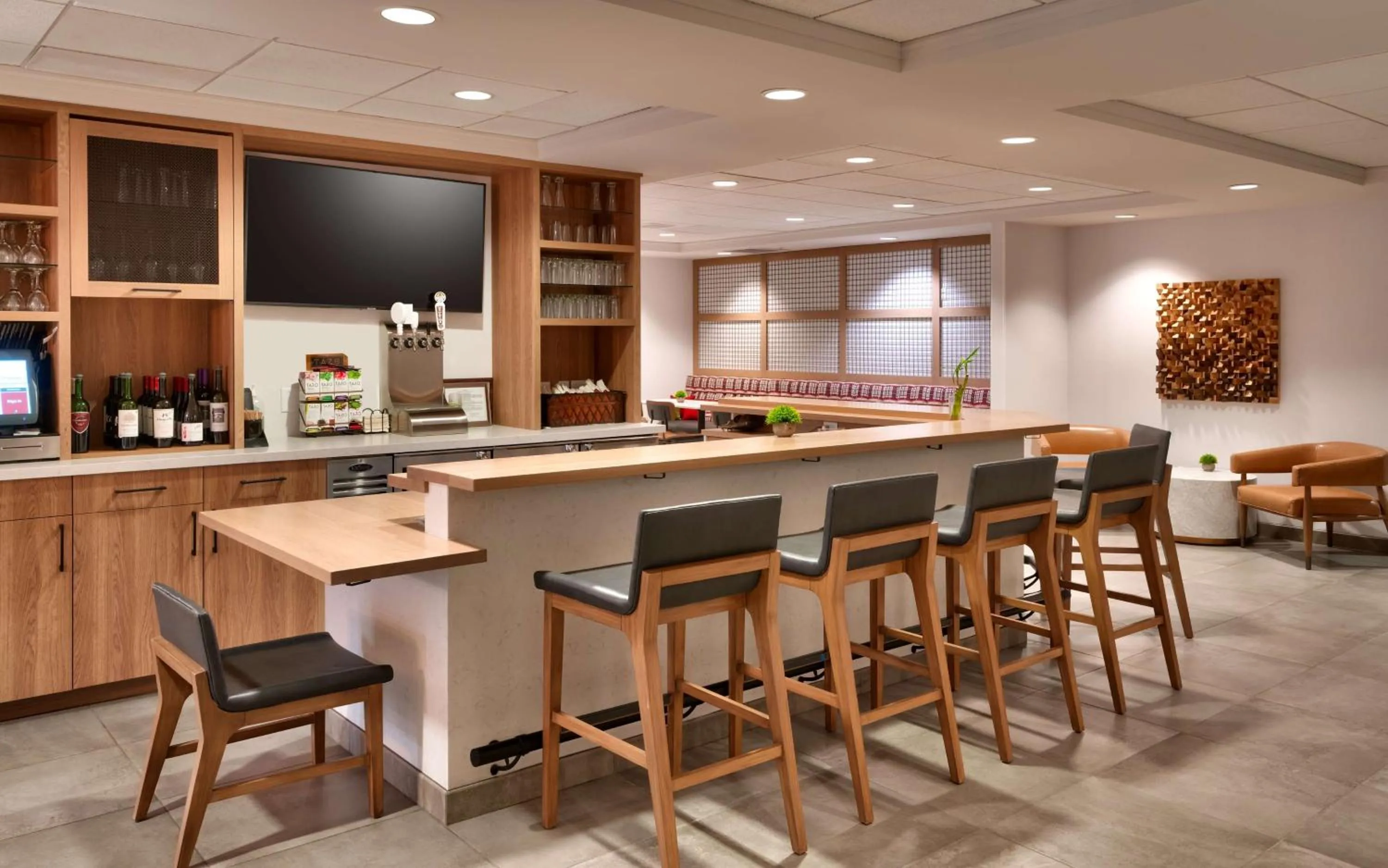 Lounge or bar in Hilton Garden Inn Bozeman