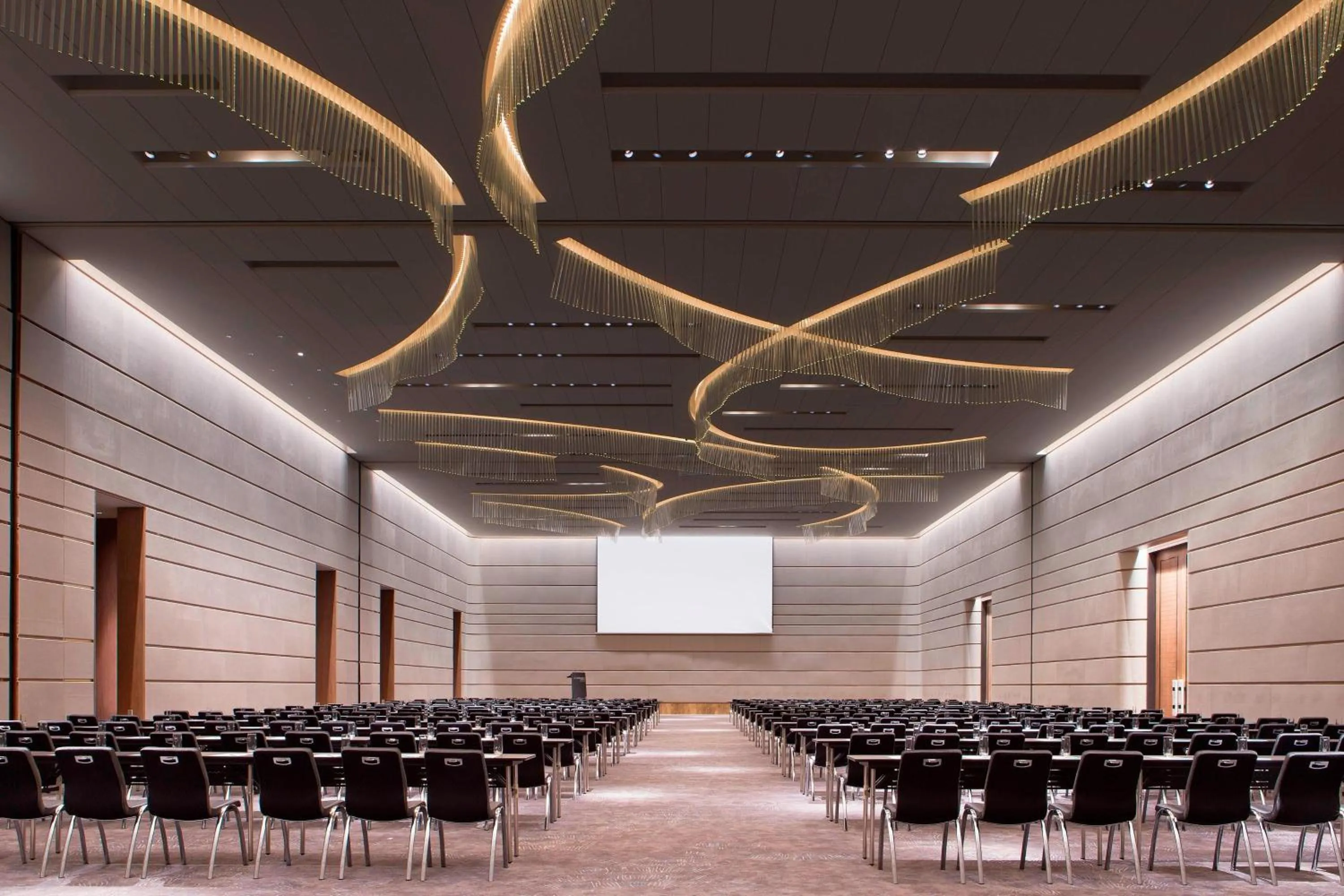 Meeting/conference room in Le Meridien Xiaojing Bay