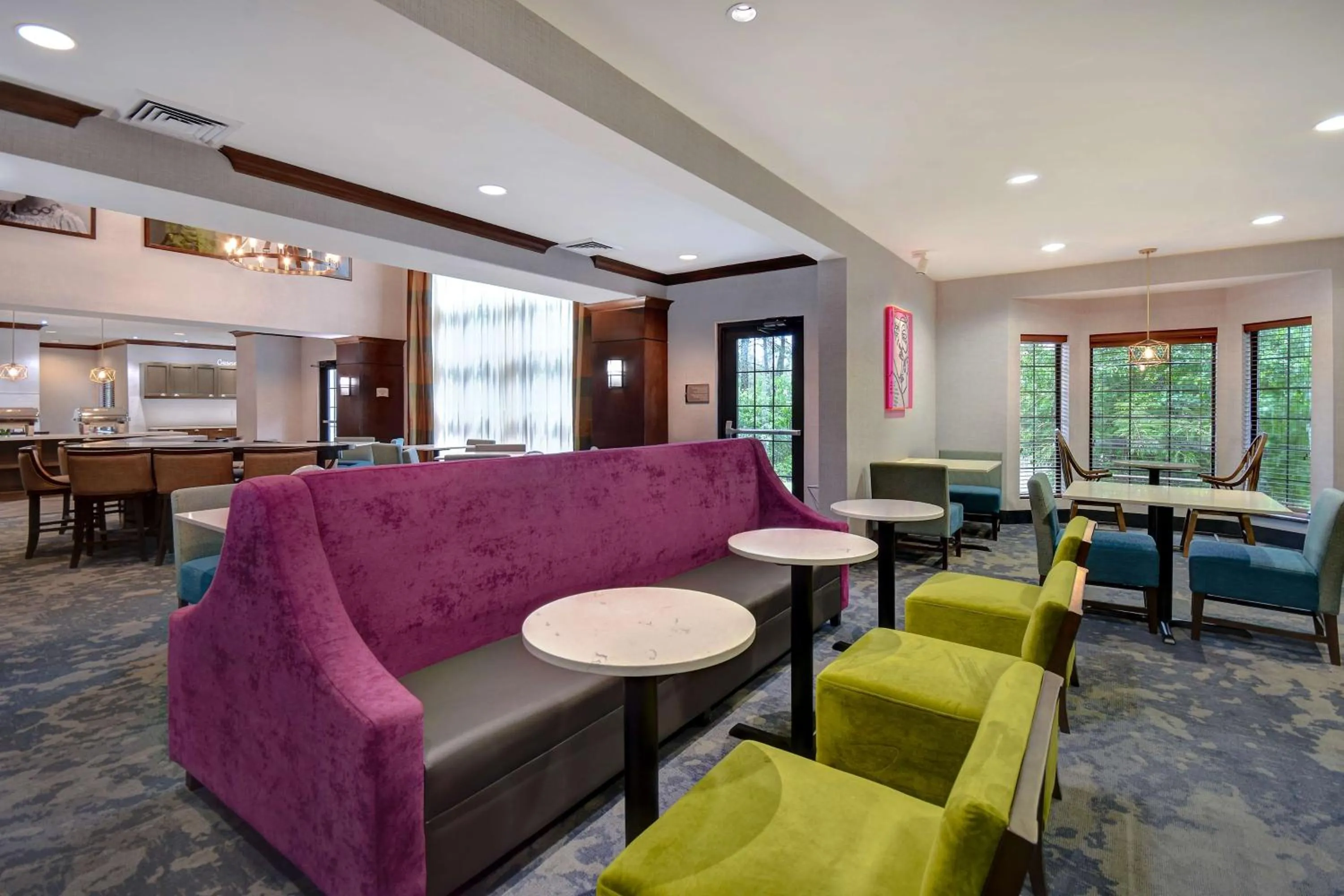 Lobby or reception in Homewood Suites Newport News - Yorktown by Hilton