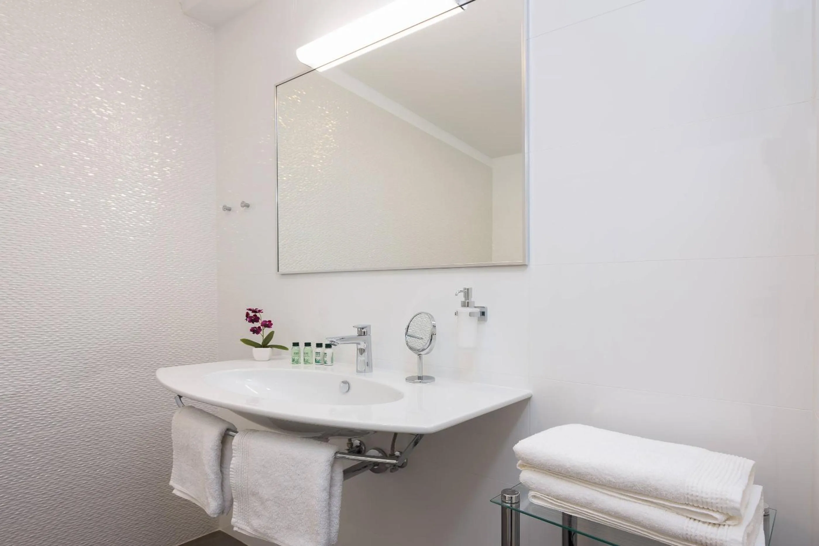 Toilet in Balatura The Fine Bed&Breakfast Split