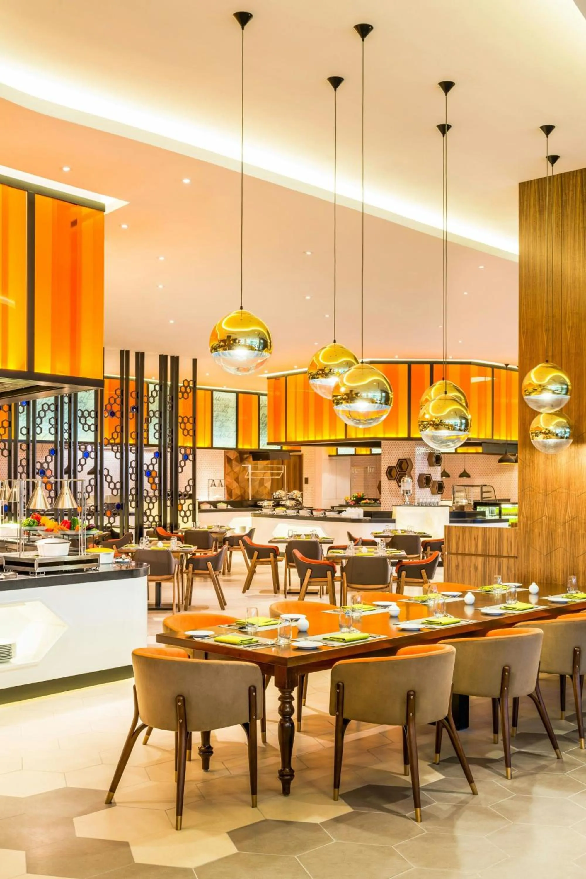 Restaurant/places to eat in Le Meridien Putrajaya