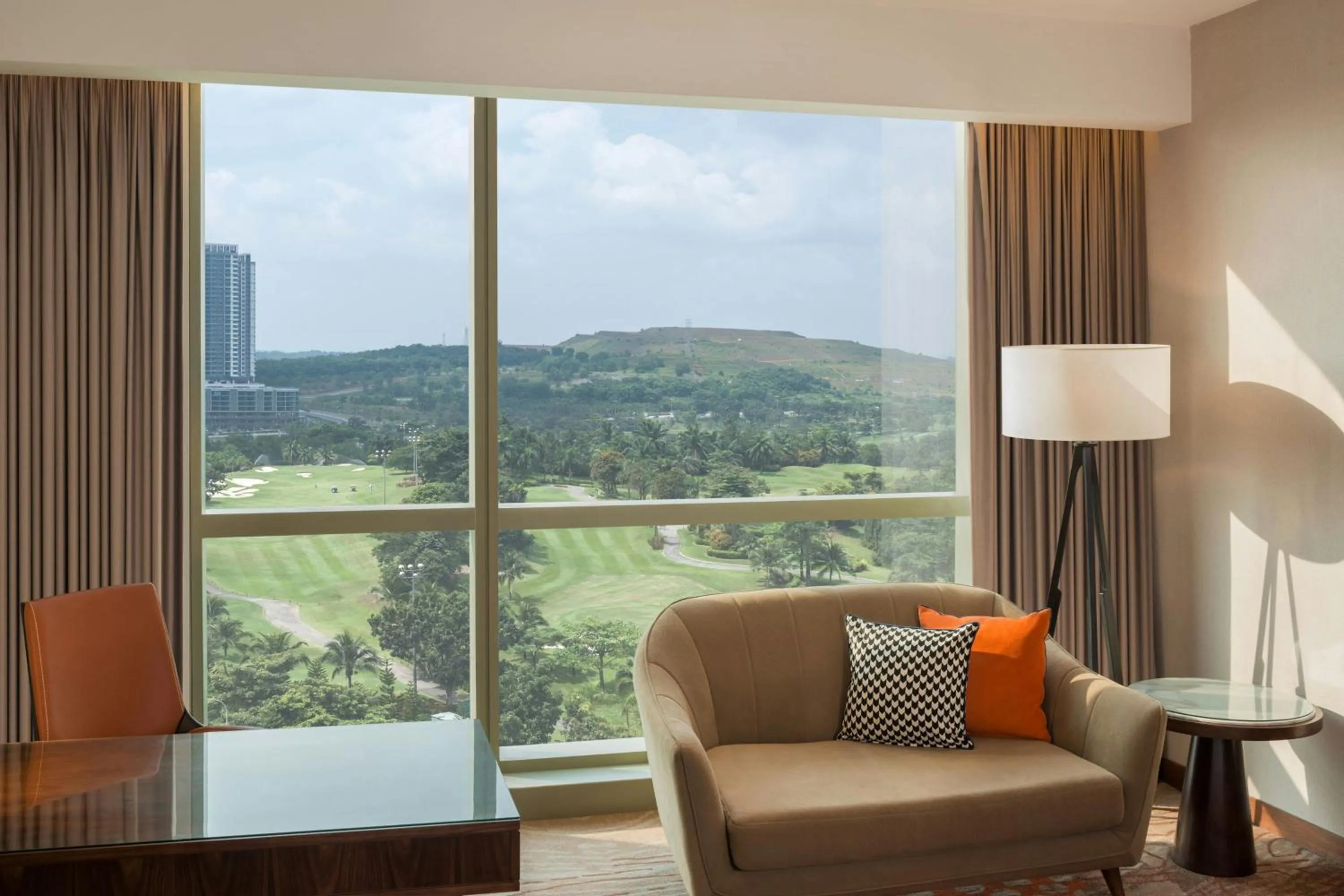 Photo of the whole room in Le Meridien Putrajaya