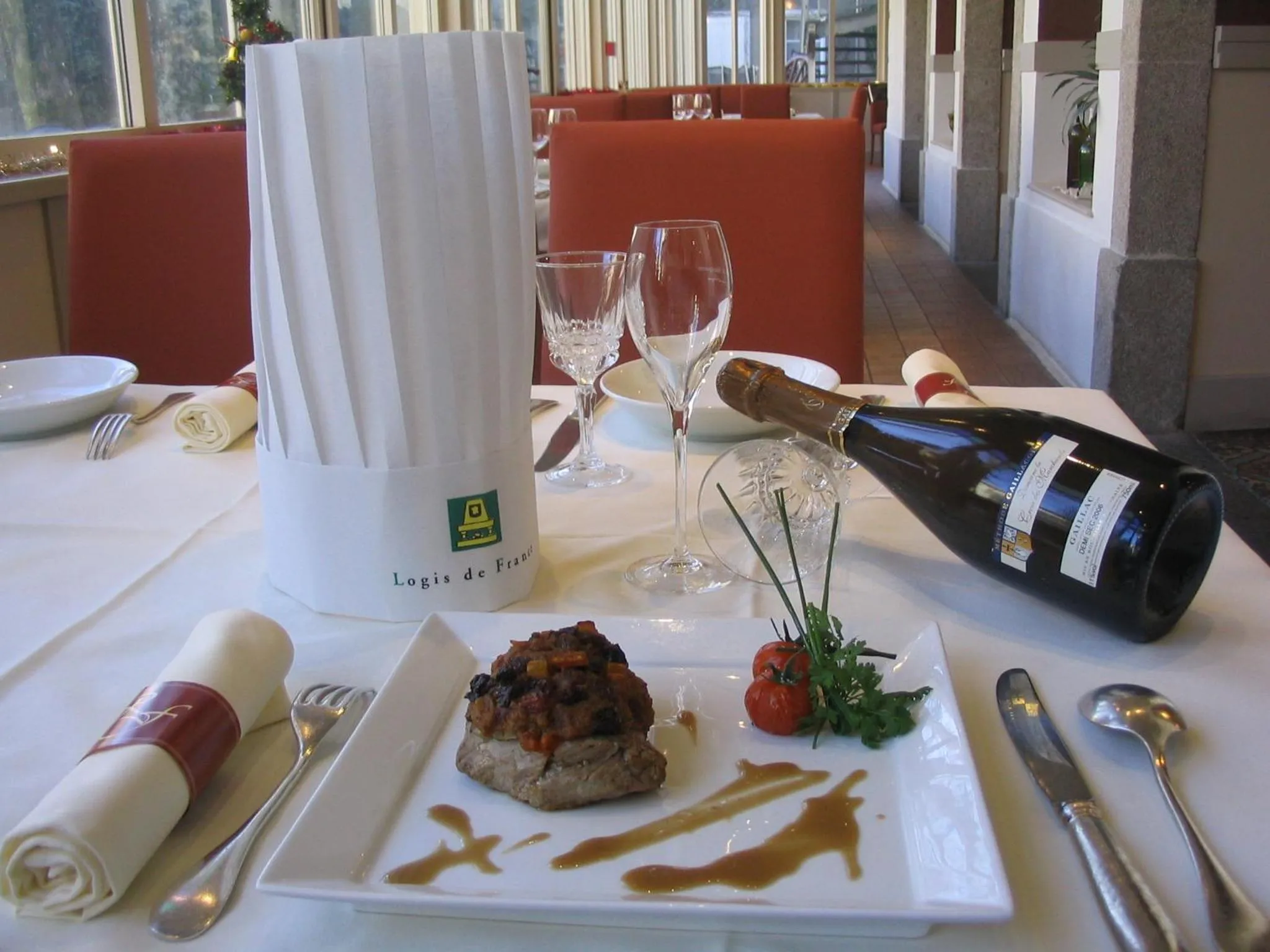 Lunch in Hôtel Au Pavillon du Frêne