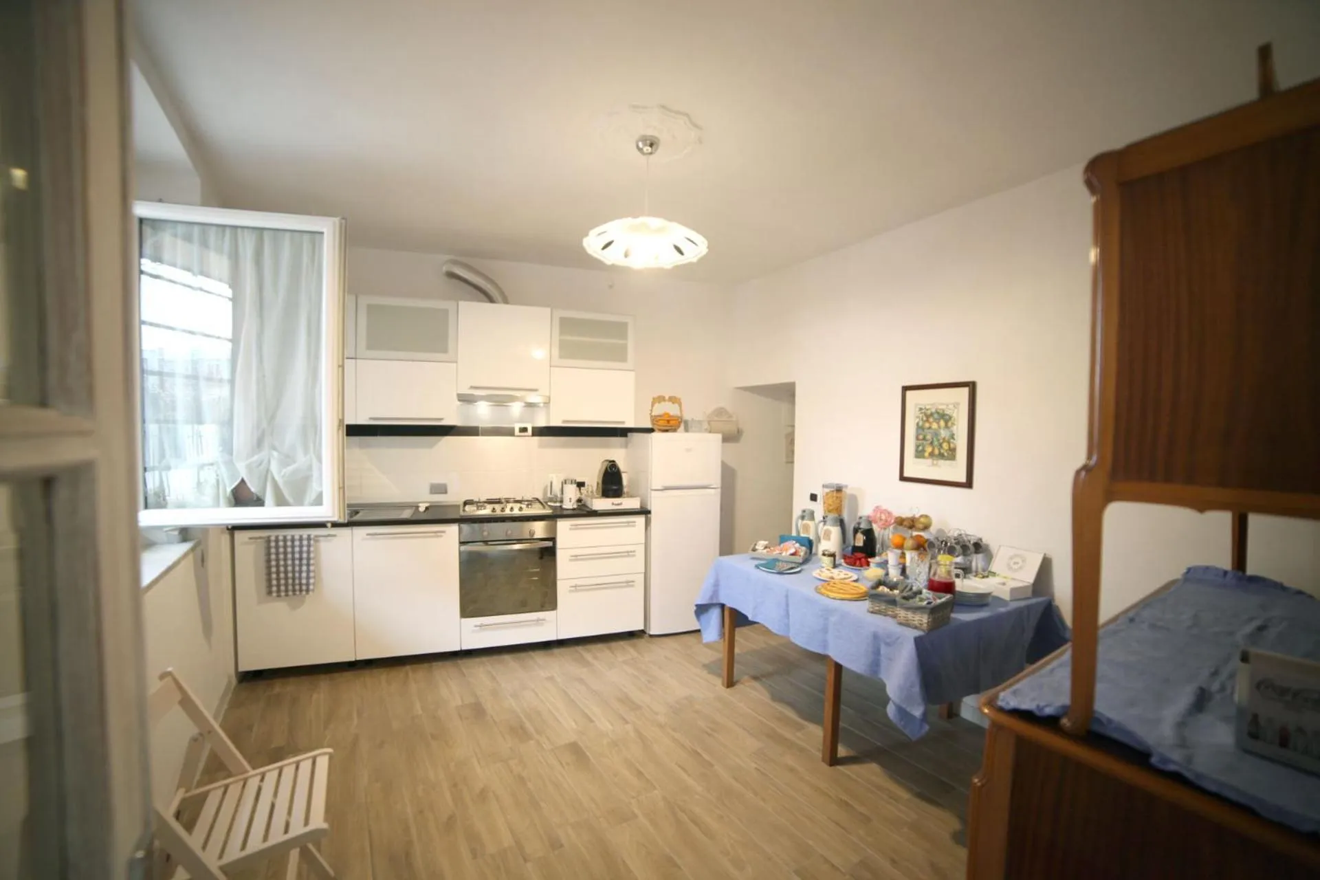 Food and drinks in B&B Agorà Sarzana