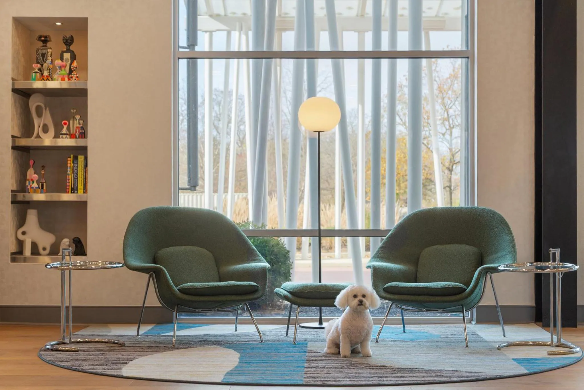 Lobby or reception in Hotel Indigo Columbus Architectural Center by IHG
