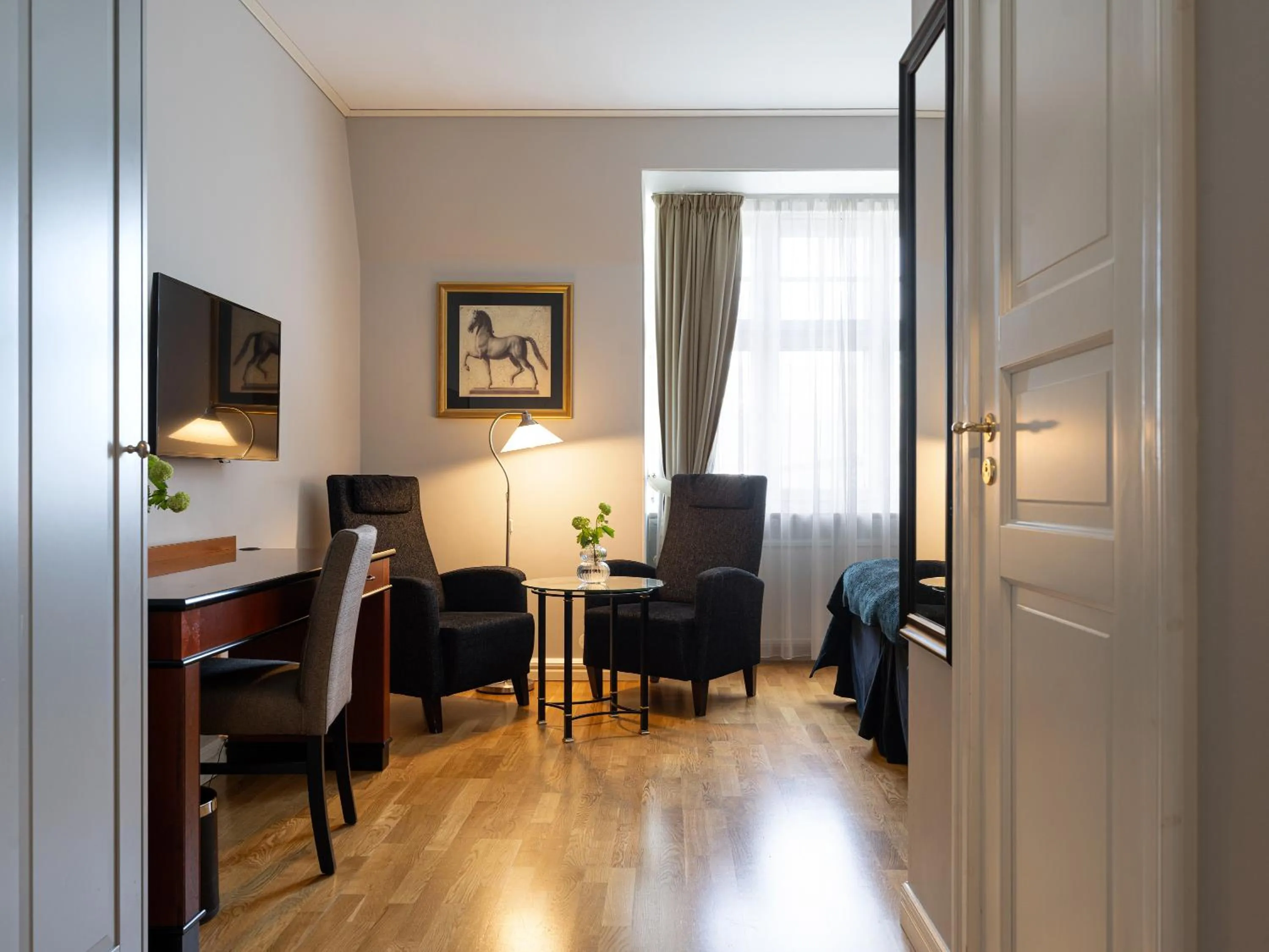 Photo of the whole room in Elite Stadshotellet Västerås