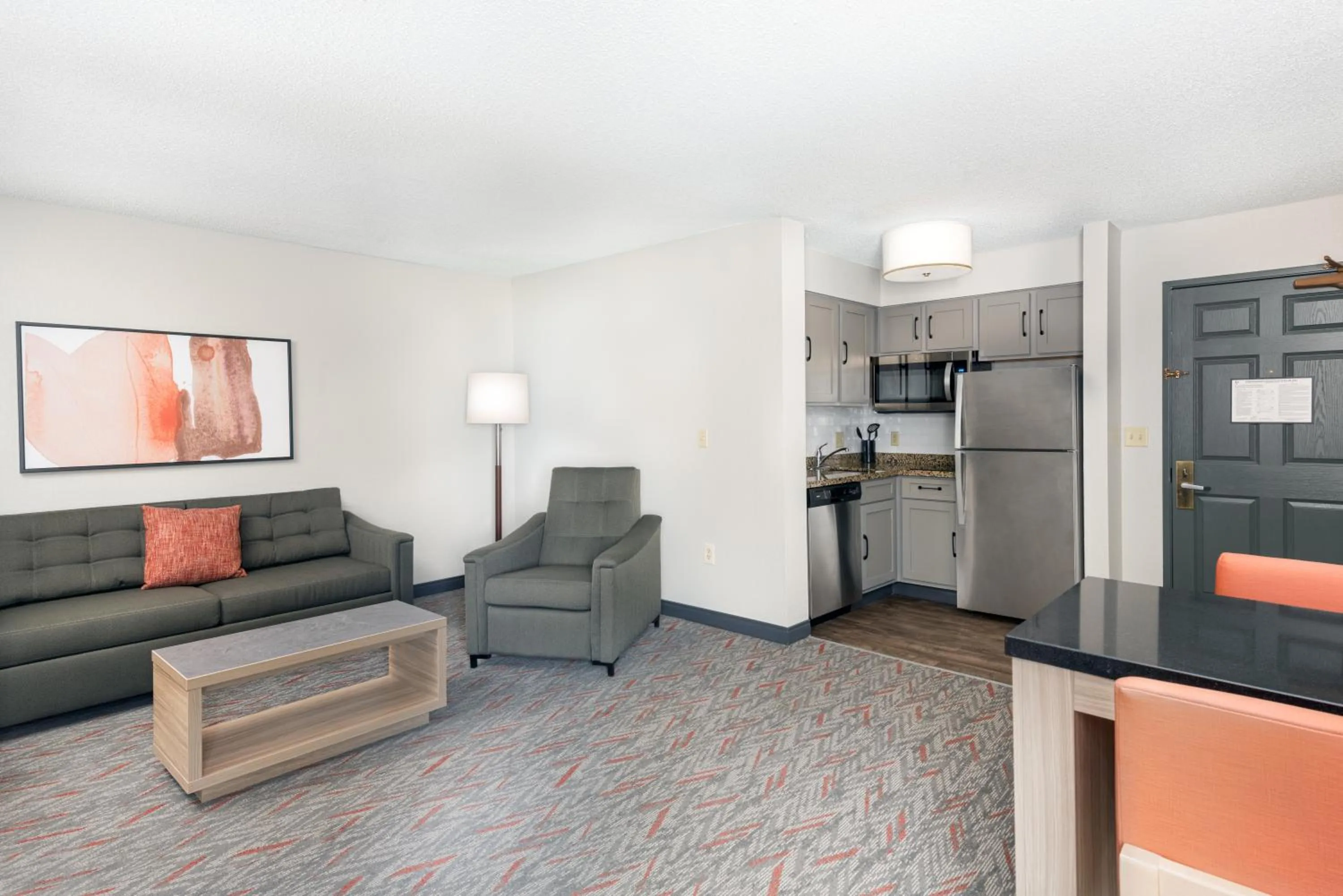 Kitchen or kitchenette in Candlewood Suites Eagan - Mall of America Area by IHG