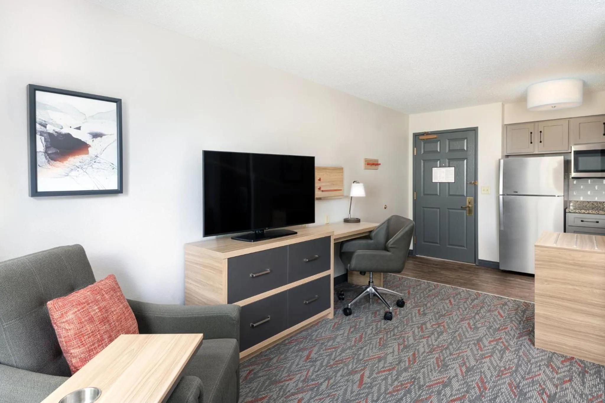 Photo of the whole room in Candlewood Suites Eagan - Mall of America Area by IHG
