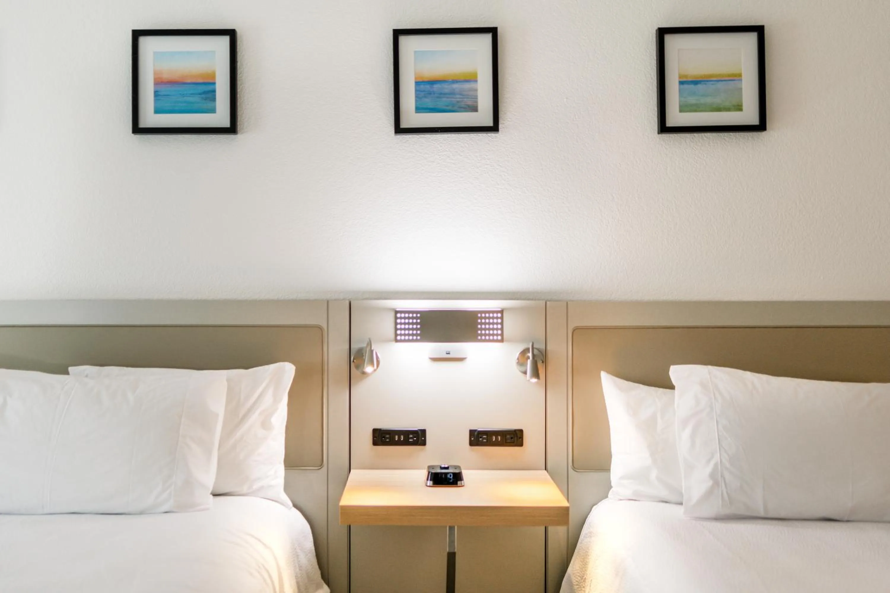 Bedroom, Bed in Hilton Garden Inn Outer Banks/Kitty Hawk