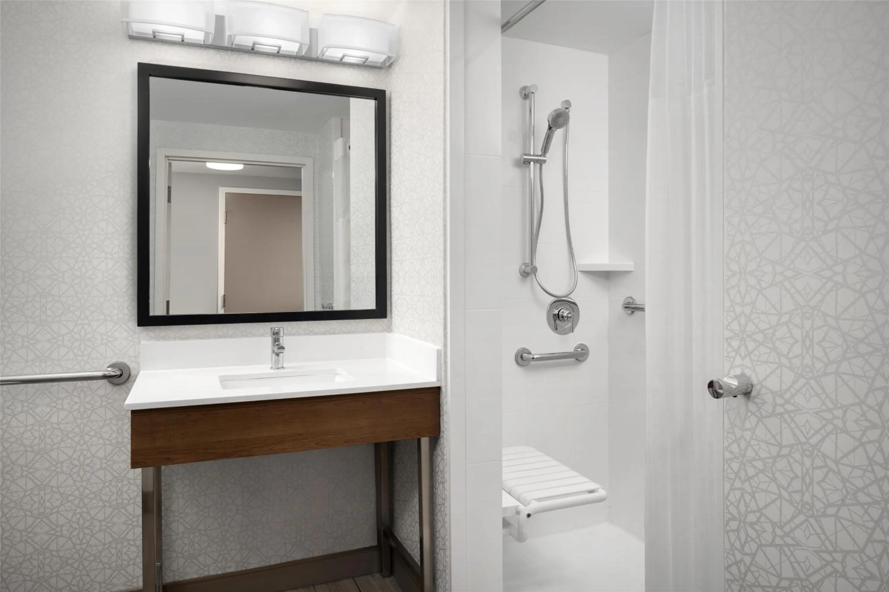 Bathroom in Hampton Inn Butte