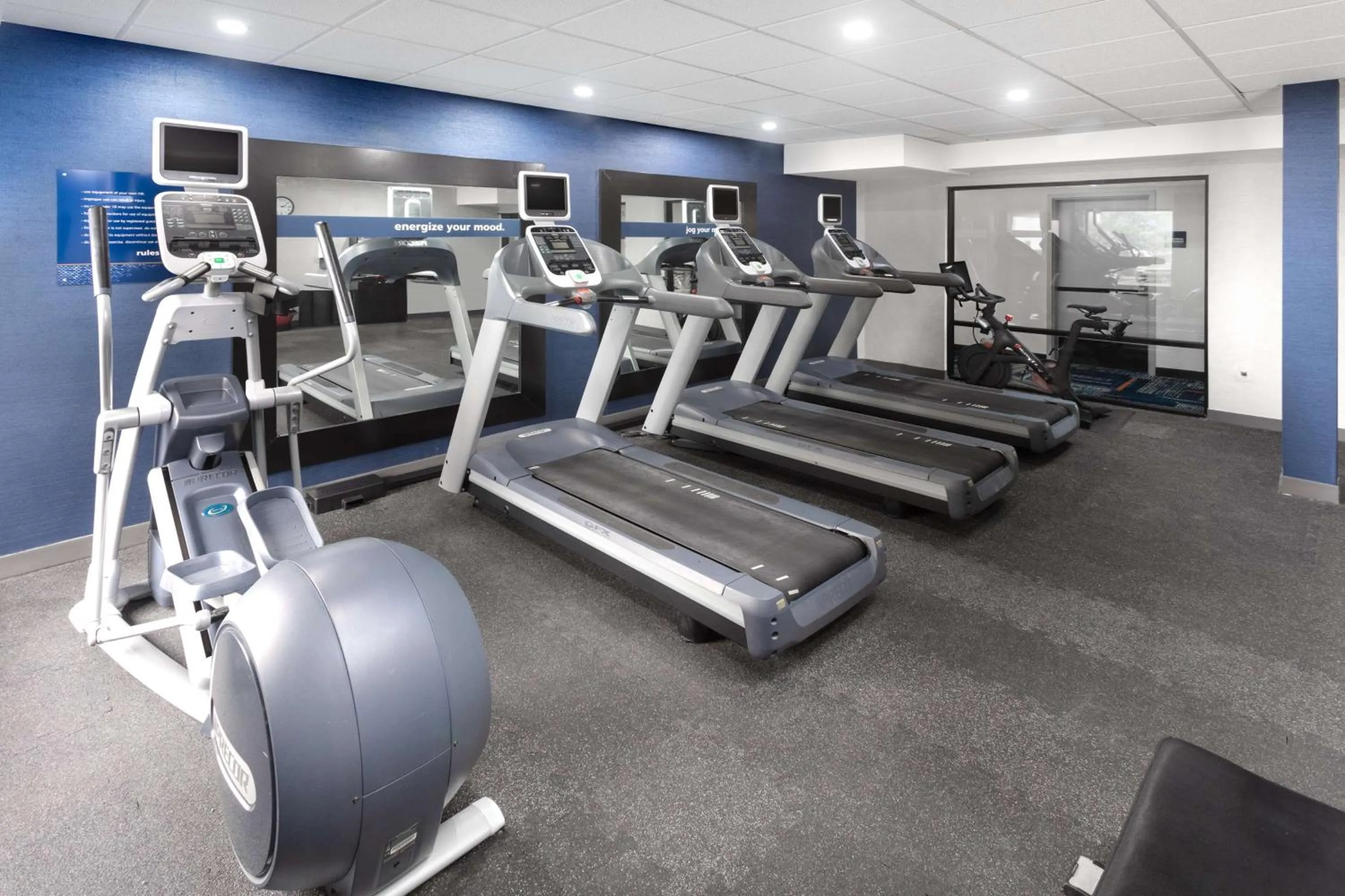 Fitness centre/facilities in Hampton Inn Joliet-Plainfield I-55