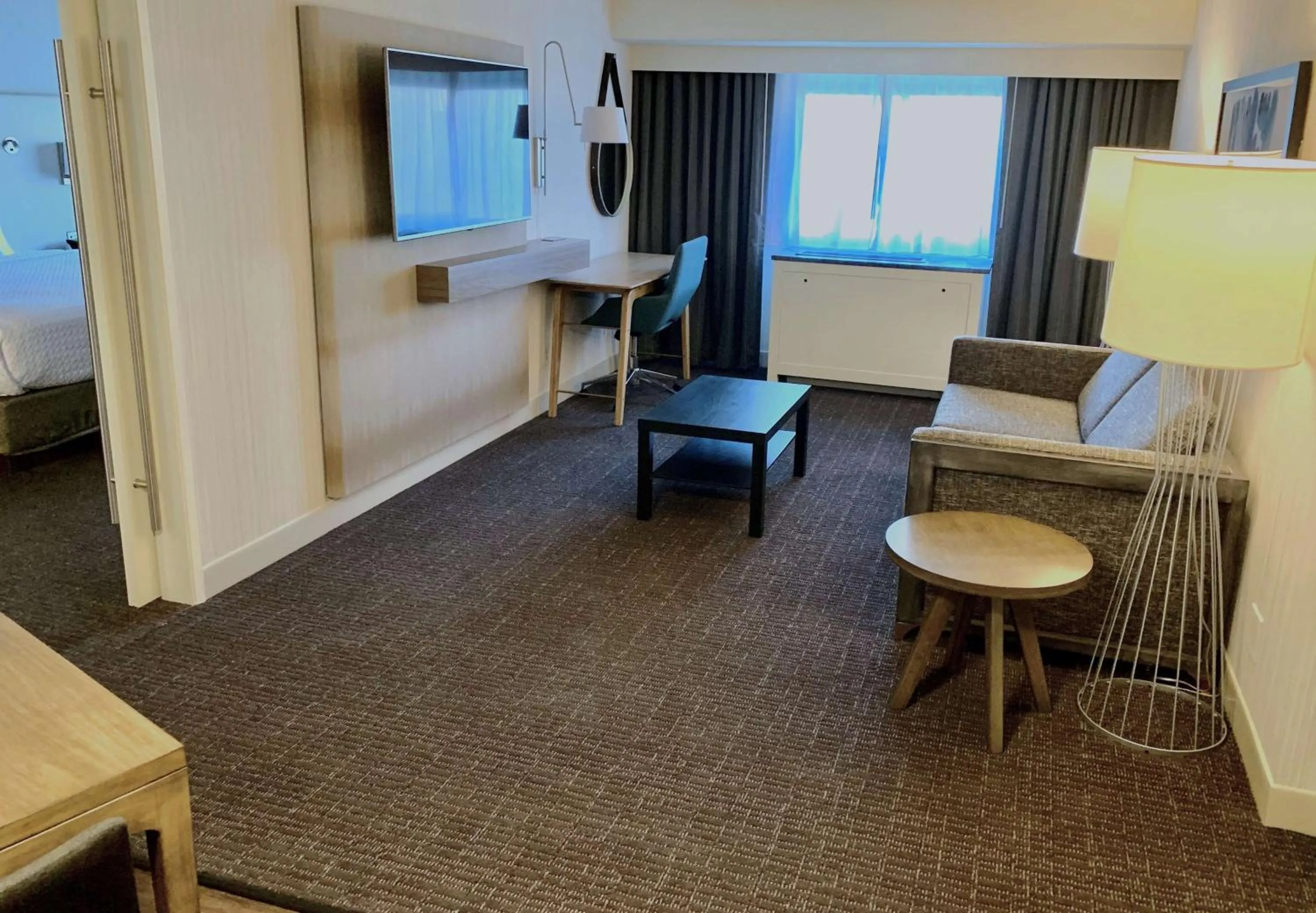 Photo of the whole room in Sonesta Columbus Downtown