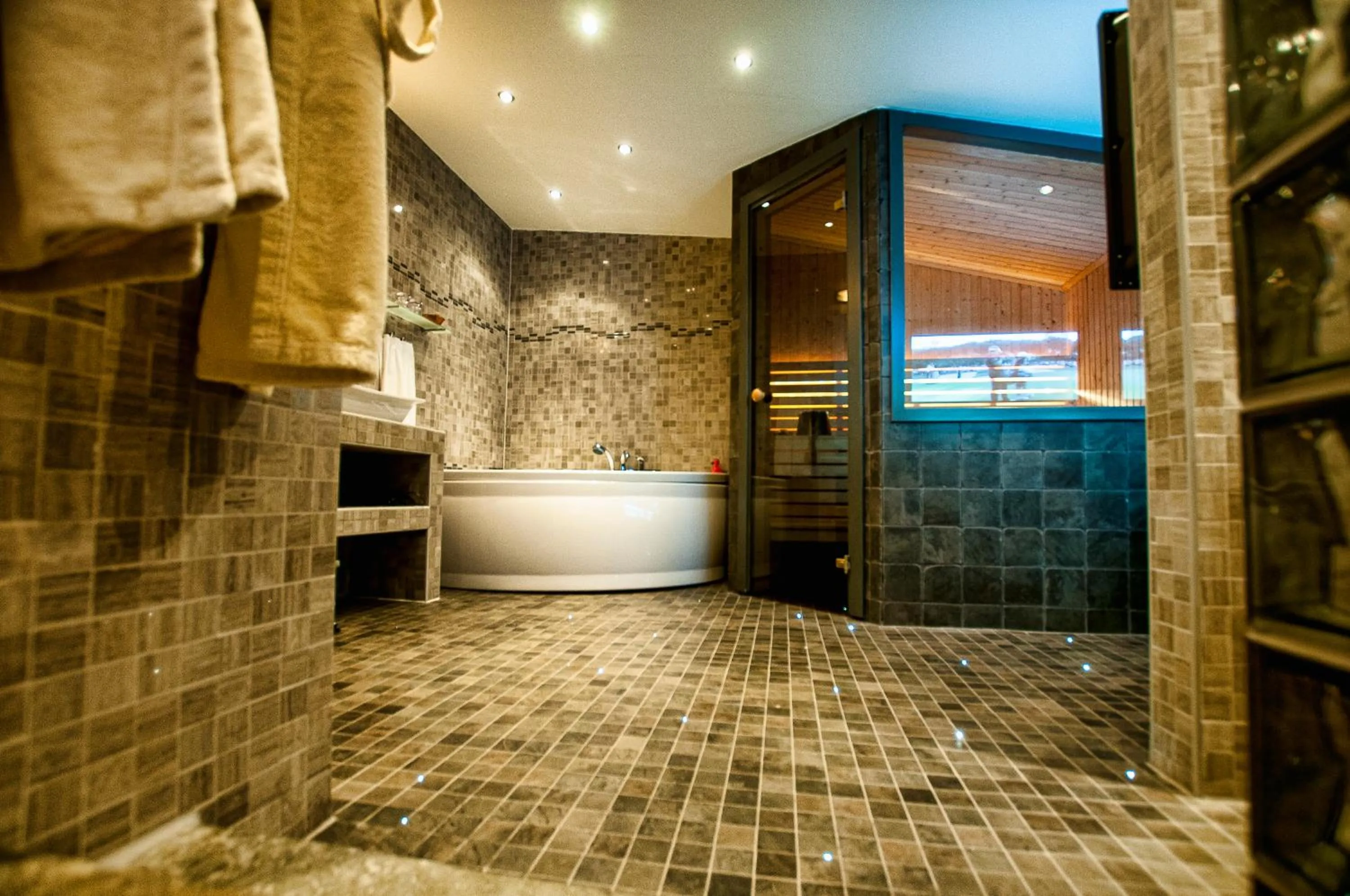 Bathroom in Gimo Herrgård