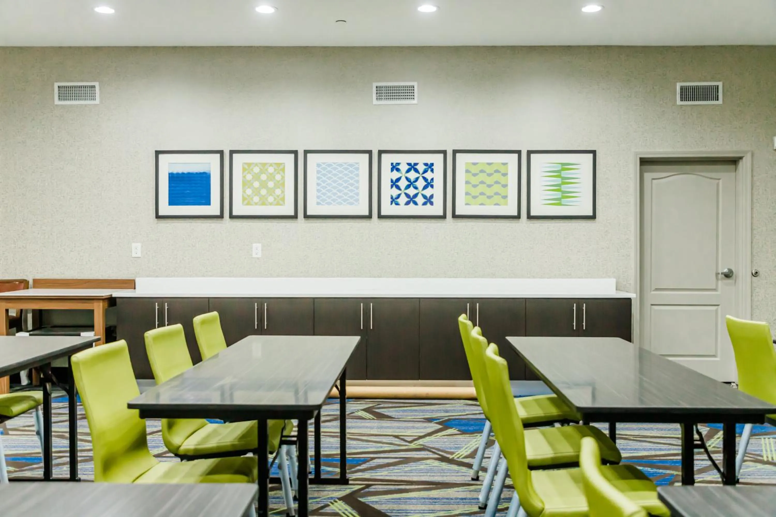 Meeting/conference room in Holiday Inn Express Hotel & Suites Greenville by IHG