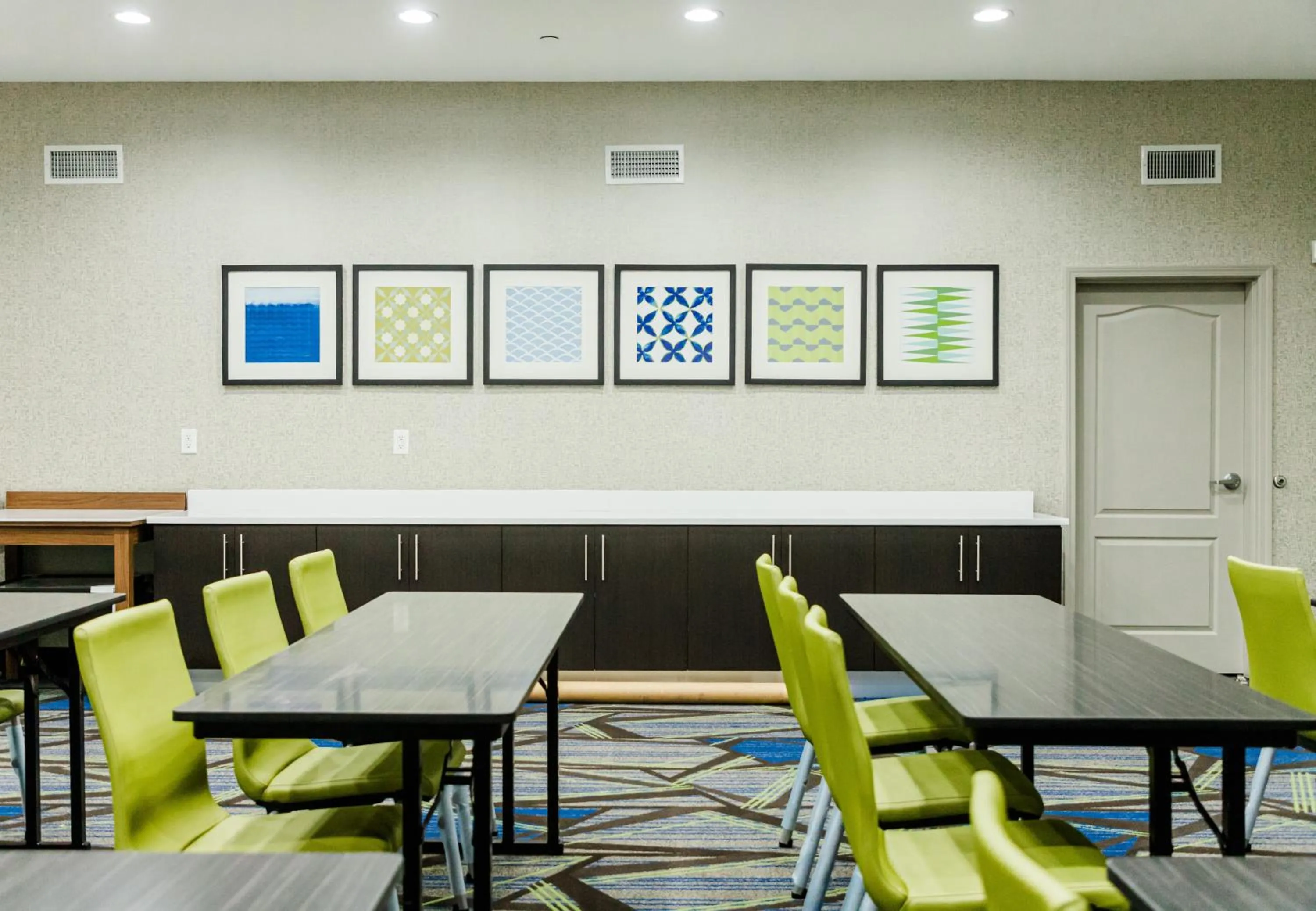 Meeting/conference room in Holiday Inn Express Hotel & Suites Greenville by IHG