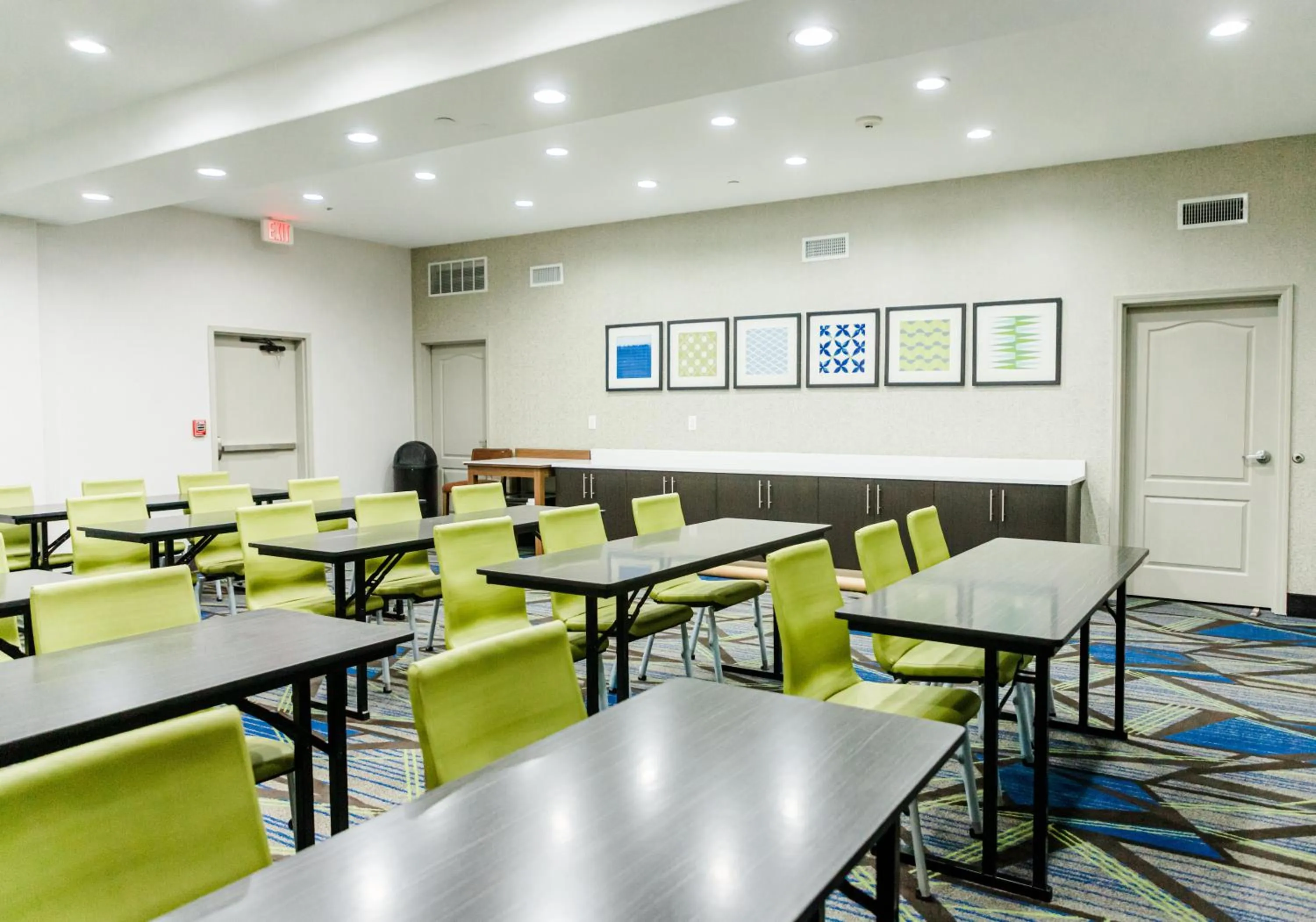 Meeting/conference room in Holiday Inn Express Hotel & Suites Greenville by IHG
