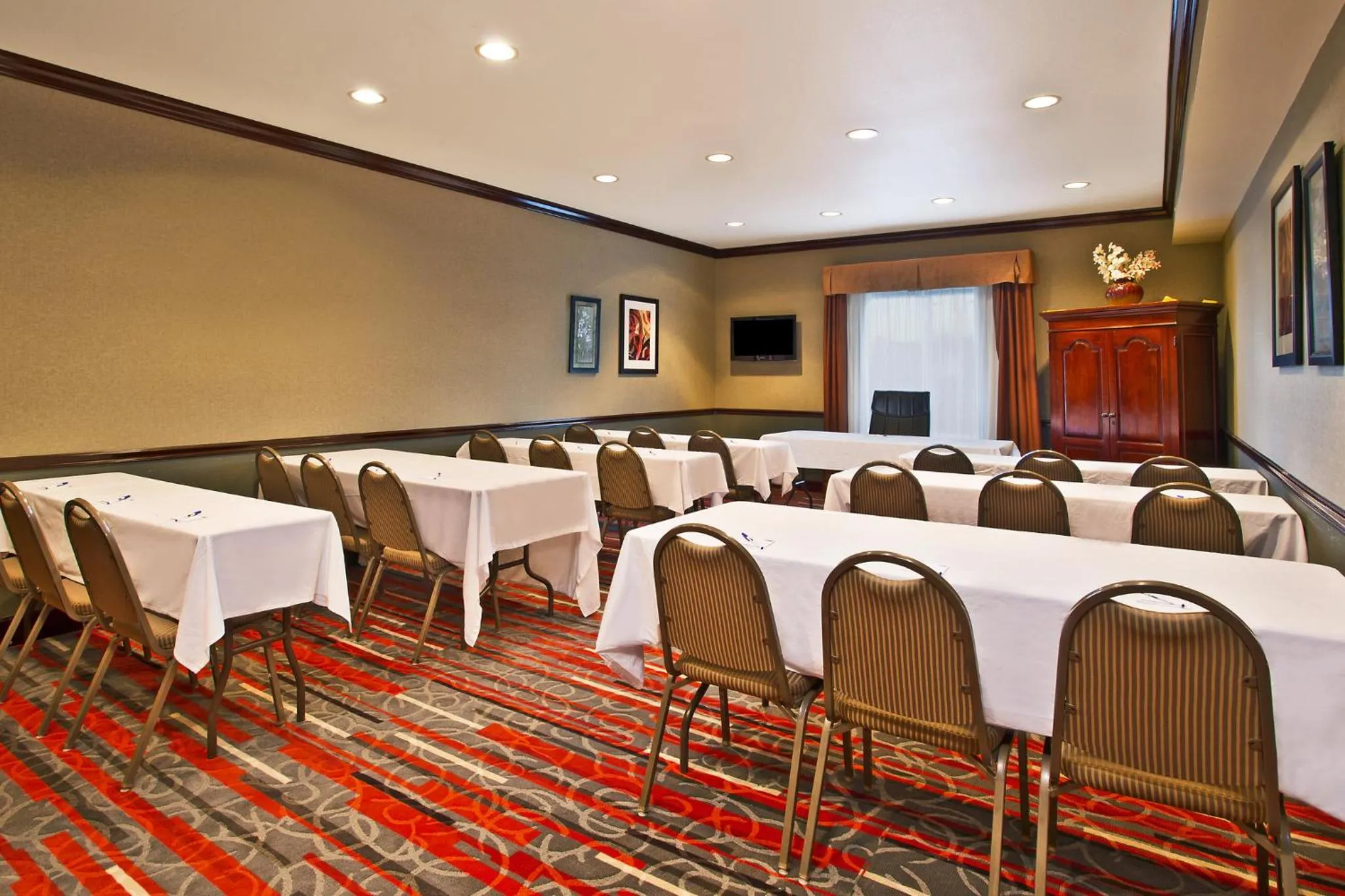 Meeting/conference room in Holiday Inn Express Hotel & Suites Columbus Southeast Groveport by IHG
