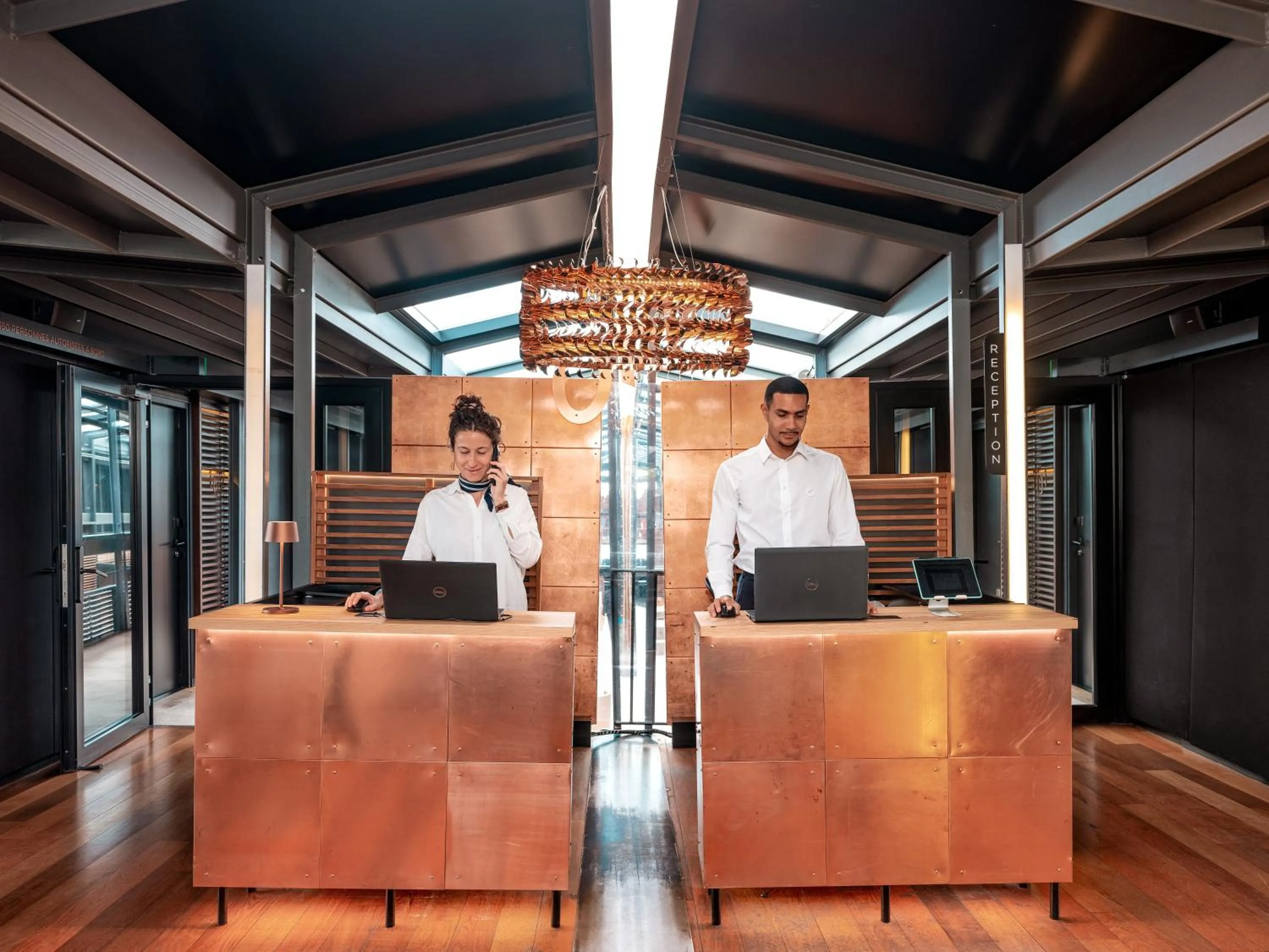 Lobby or reception in Hotel OFF Paris Seine