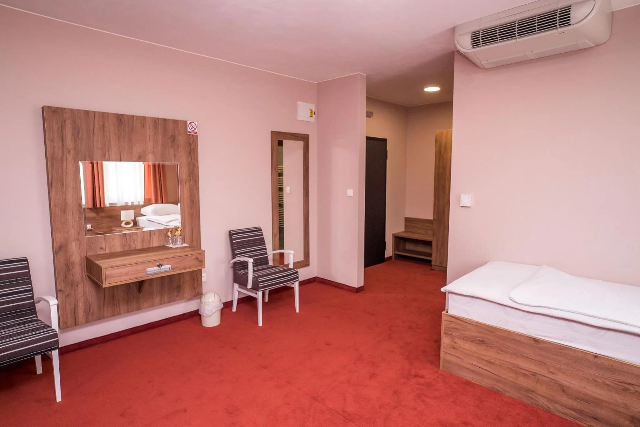 Photo of the whole room, Bed in B&B Villa Angy