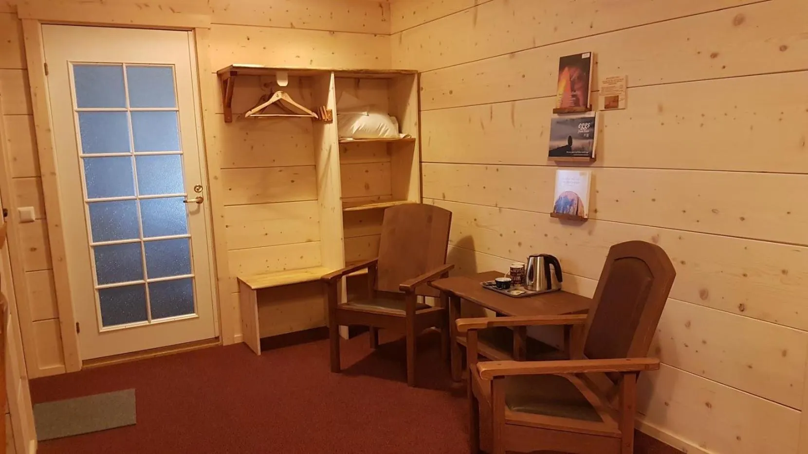 Seating area in STF Hotel & Hostel Persåsen