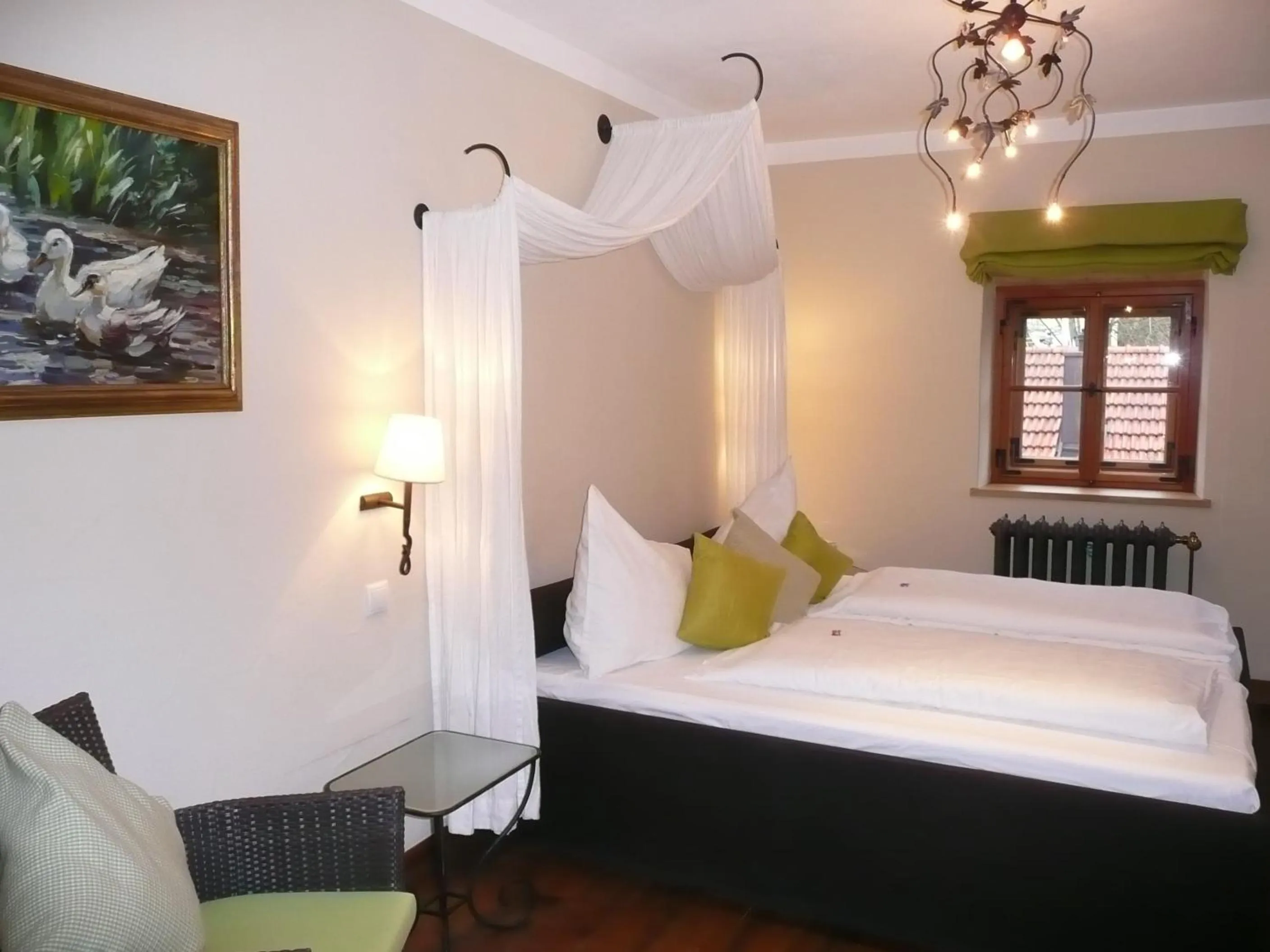 Photo of the whole room, Bed in Romantik Hotel Chalet am Kiental