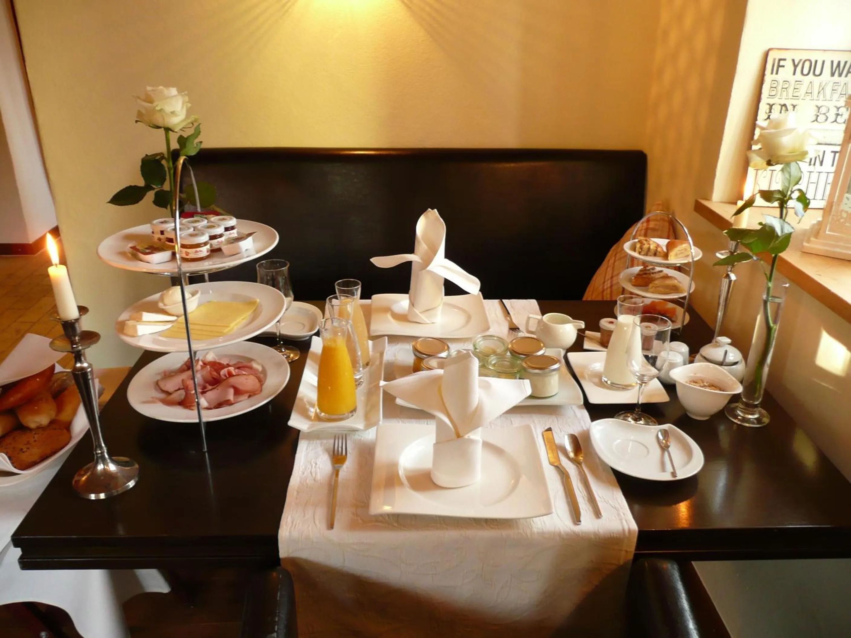 Breakfast in Romantik Hotel Chalet am Kiental