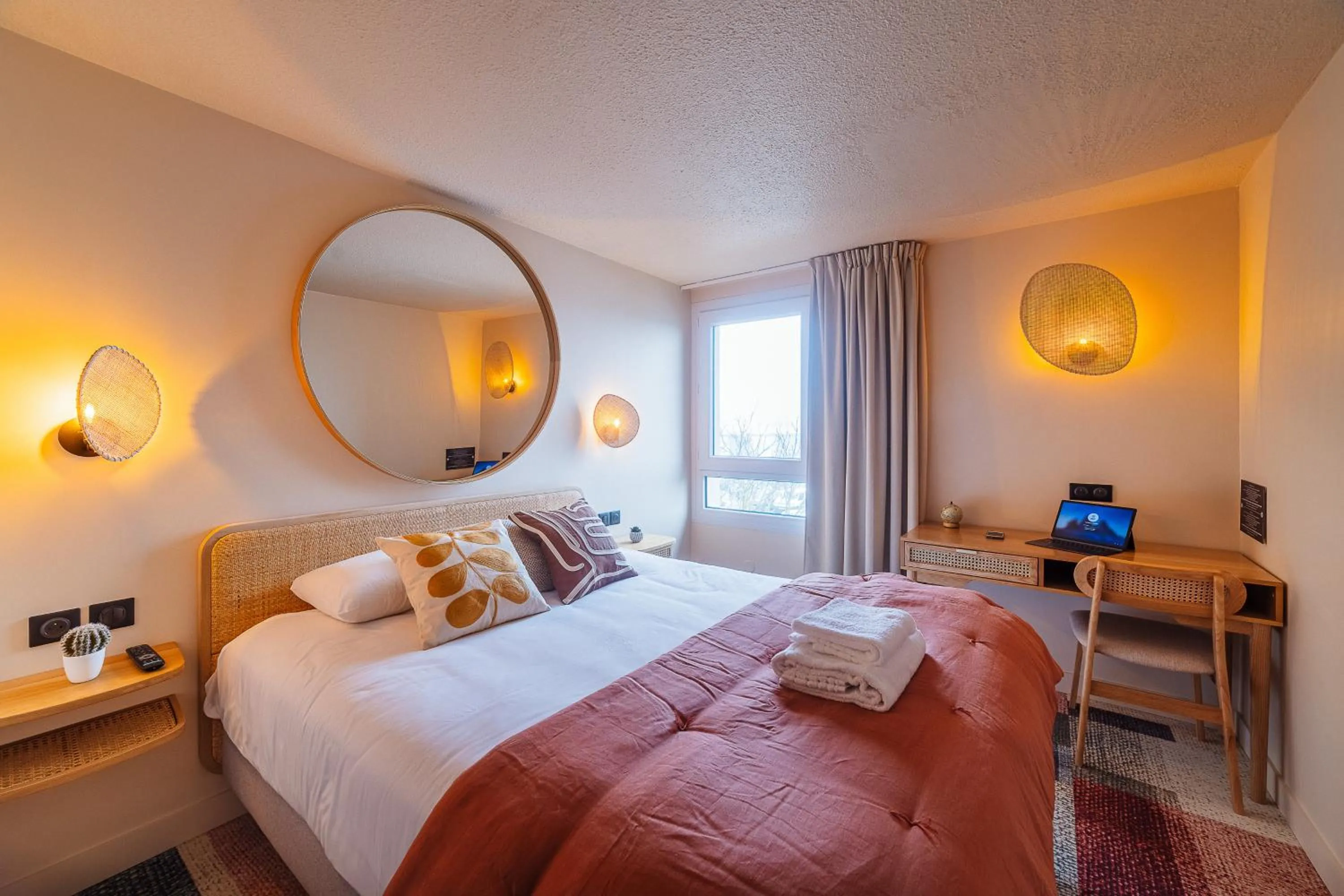 Bed in Hotel Classe Troyes - La Chapelle Saint Luc