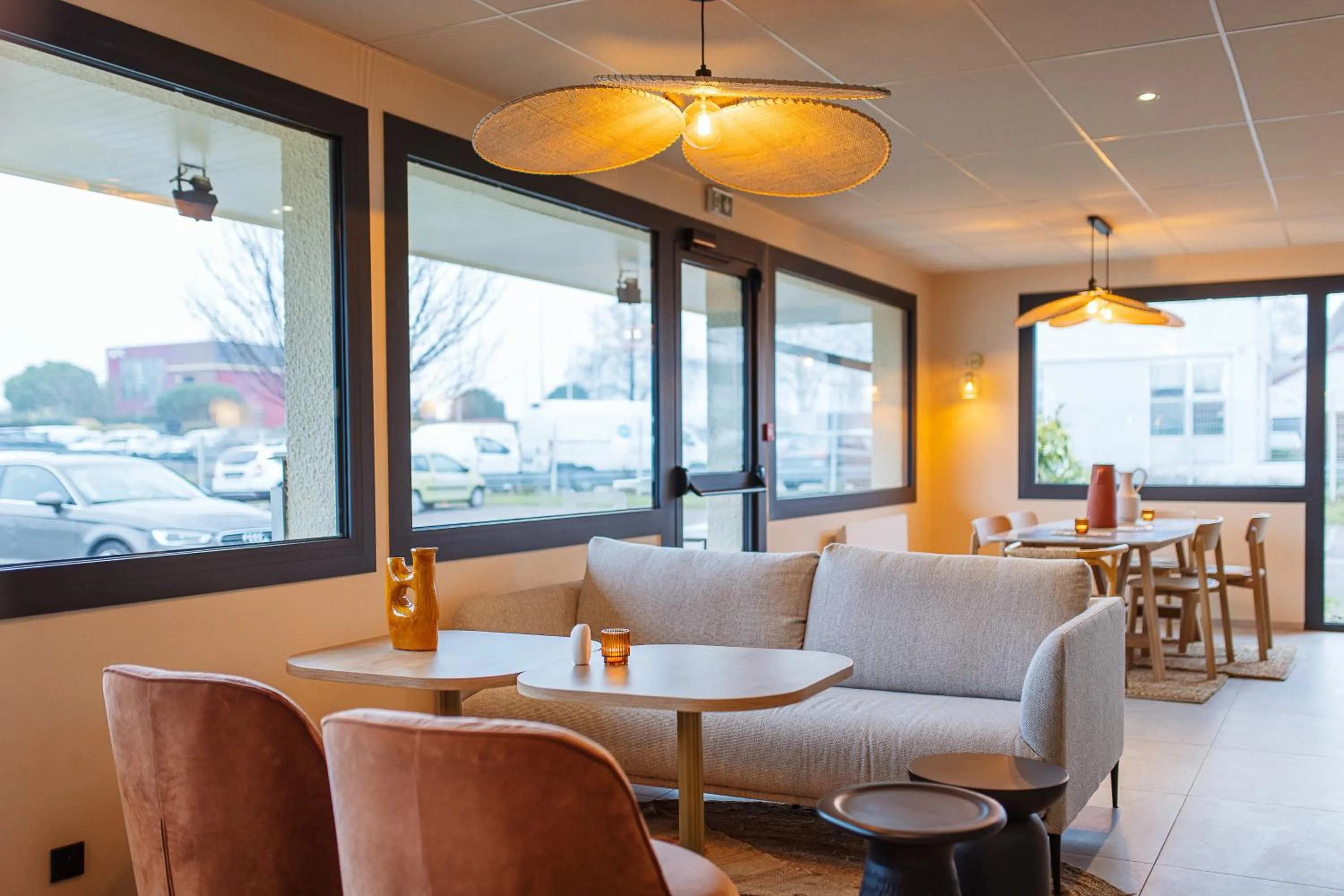 Seating area in Hotel Classe Troyes - La Chapelle Saint Luc