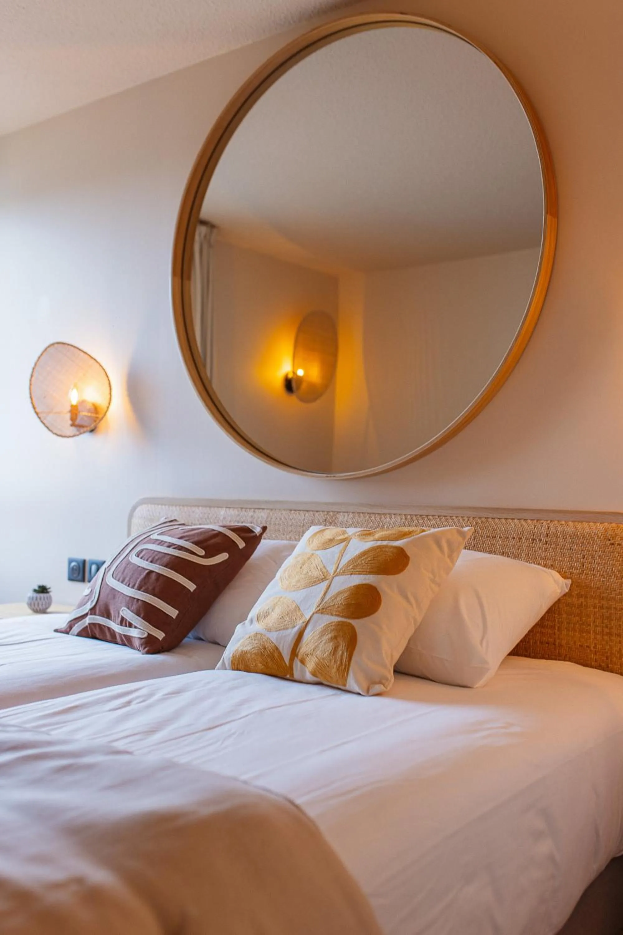 Bed in Hotel Classe Troyes - La Chapelle Saint Luc