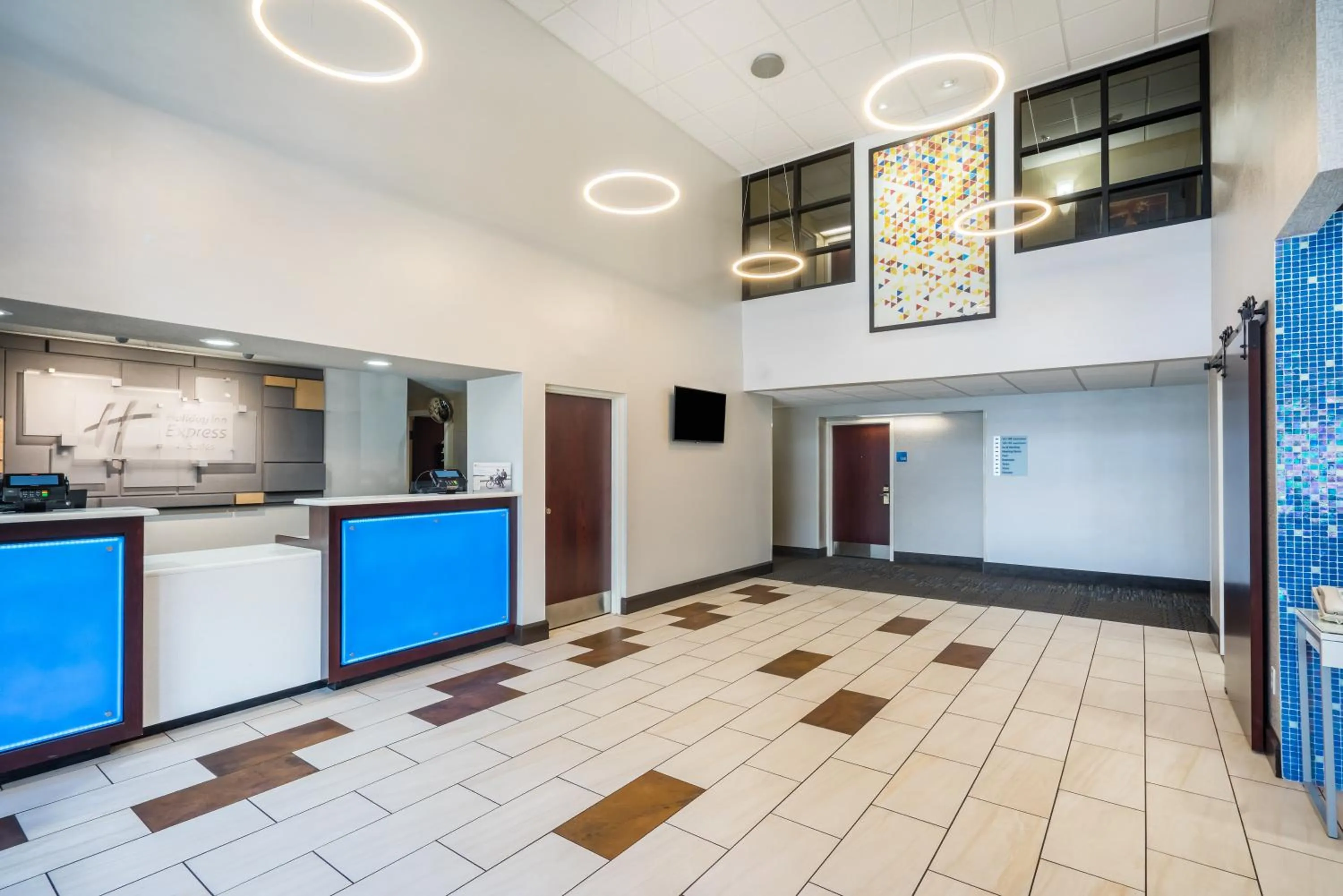 Property building in Holiday Inn Express Hotel & Suites Fort Payne by IHG