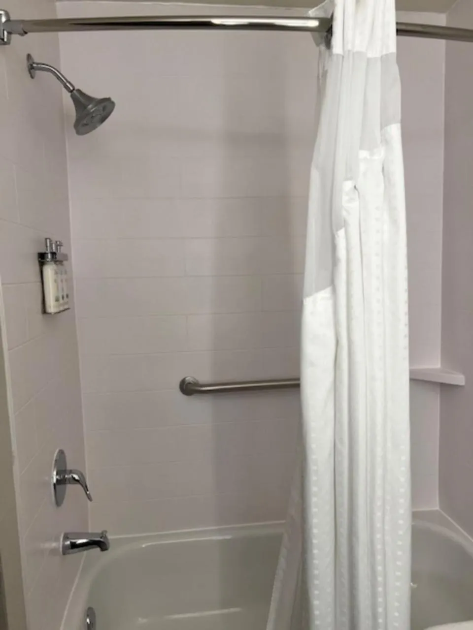 Shower in Holiday Inn Express Hotel & Suites Fort Payne by IHG