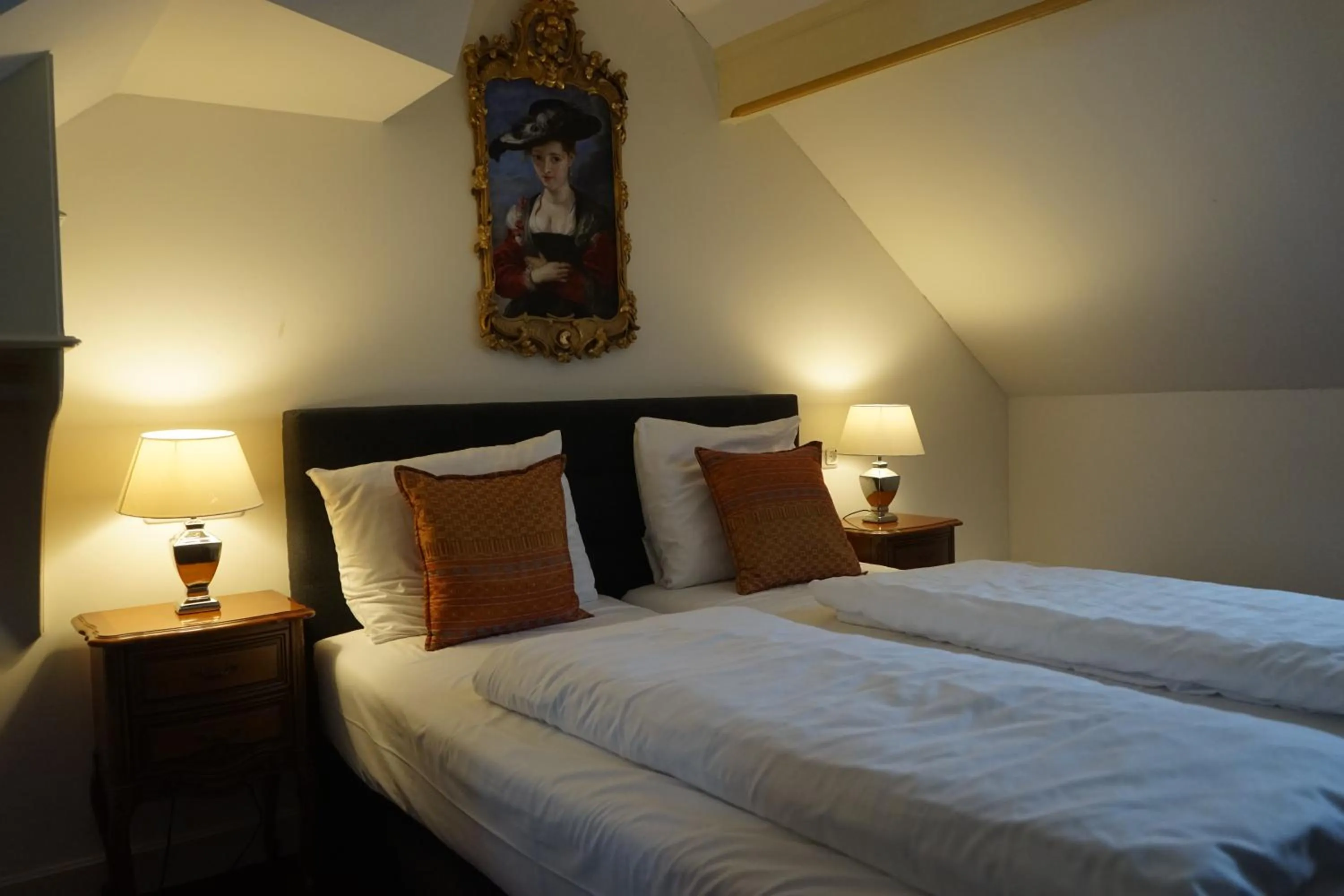 Bed in De Gulden Waagen