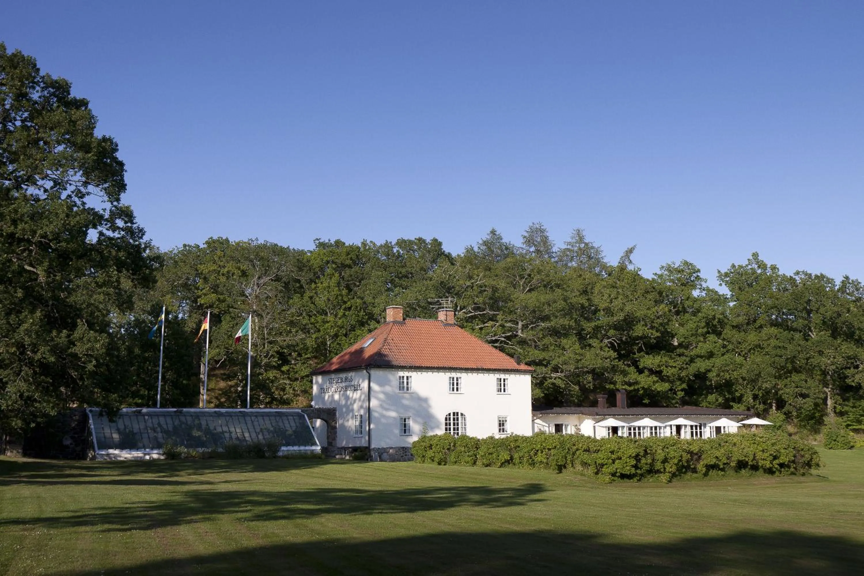 Facade/entrance in Stegeborg Trädgårdshotell