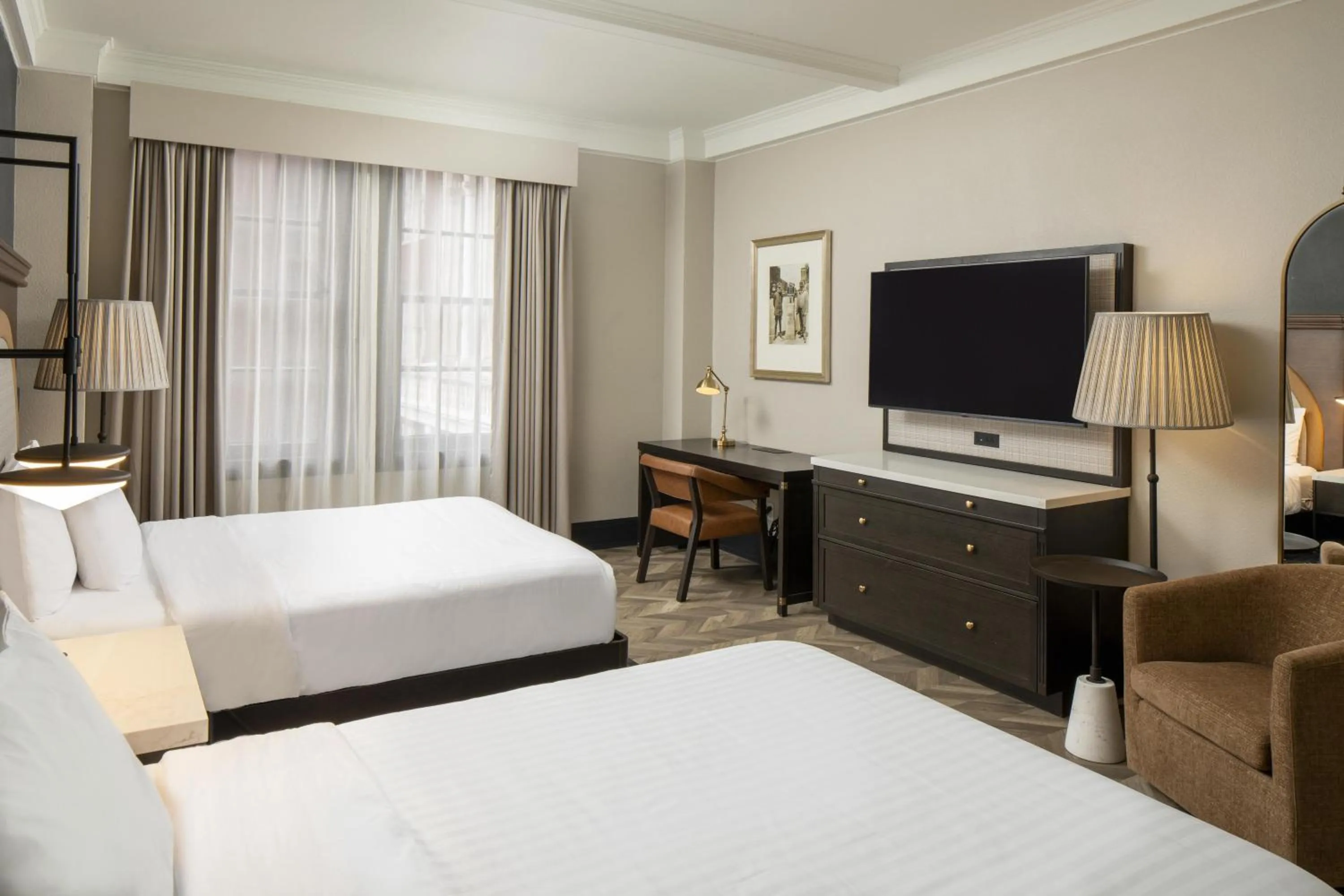 Bed in Hampton Inn & Suites Birmingham-Downtown-Tutwiler