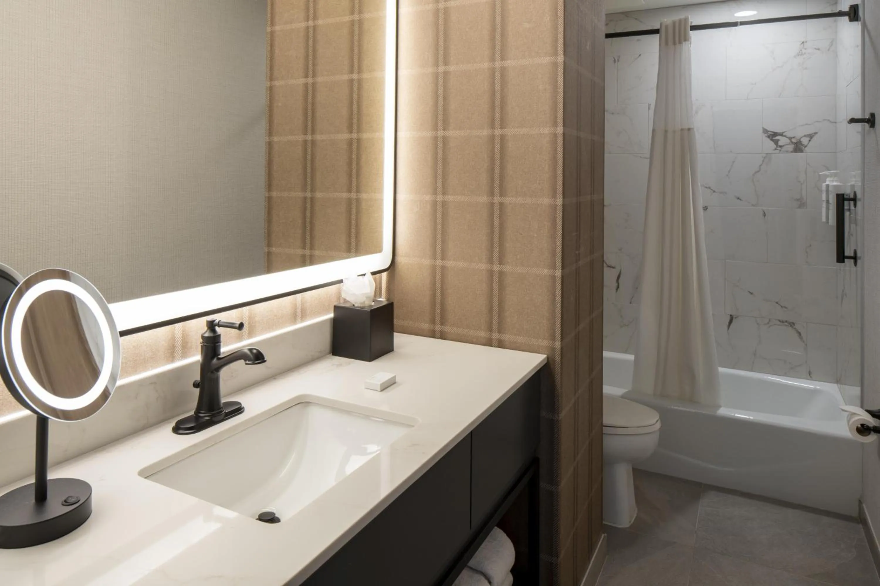 Bathroom in Hampton Inn & Suites Birmingham-Downtown-Tutwiler
