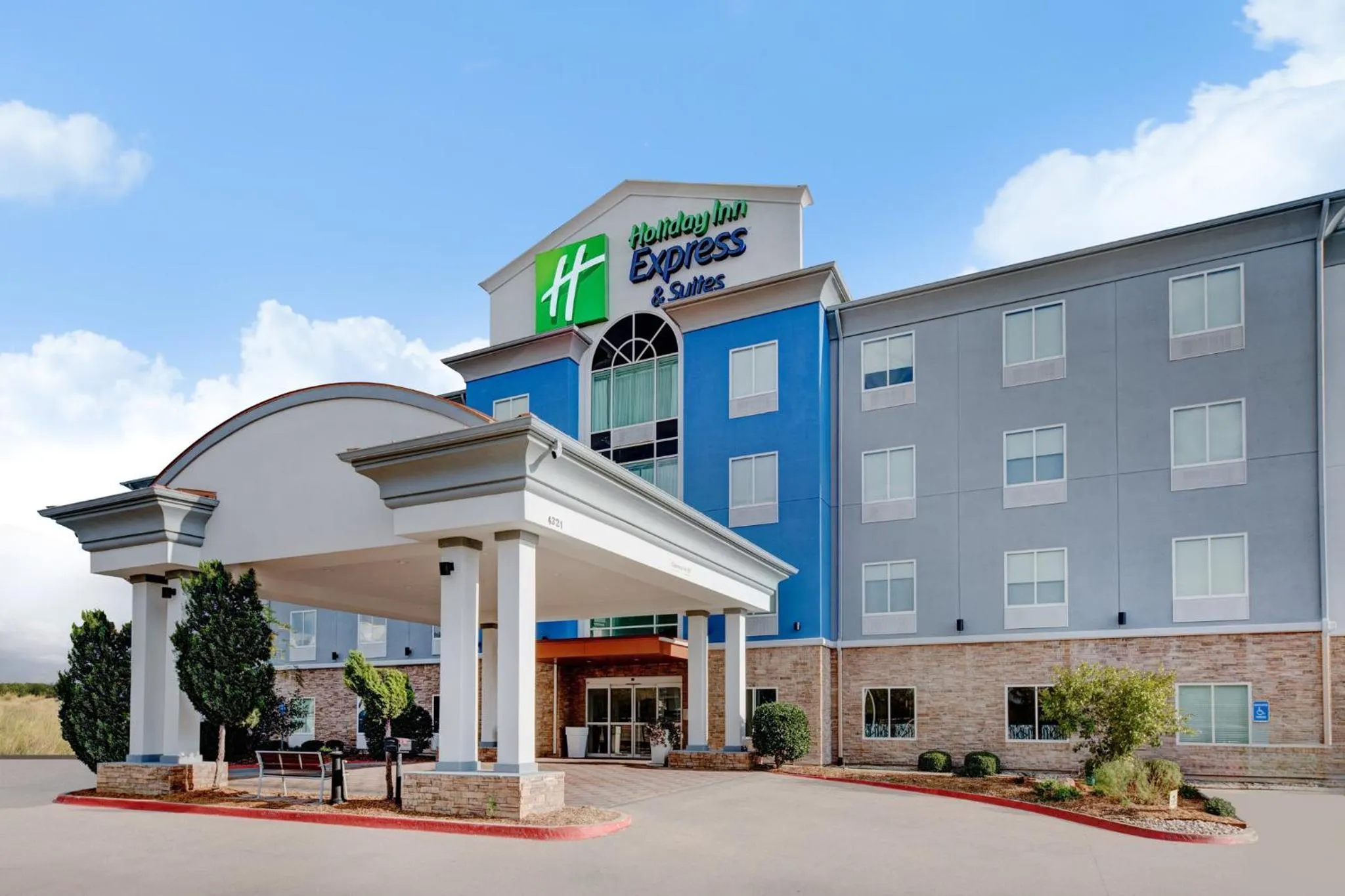 Property building in Holiday Inn Express Hotel & Suites Dallas West by IHG