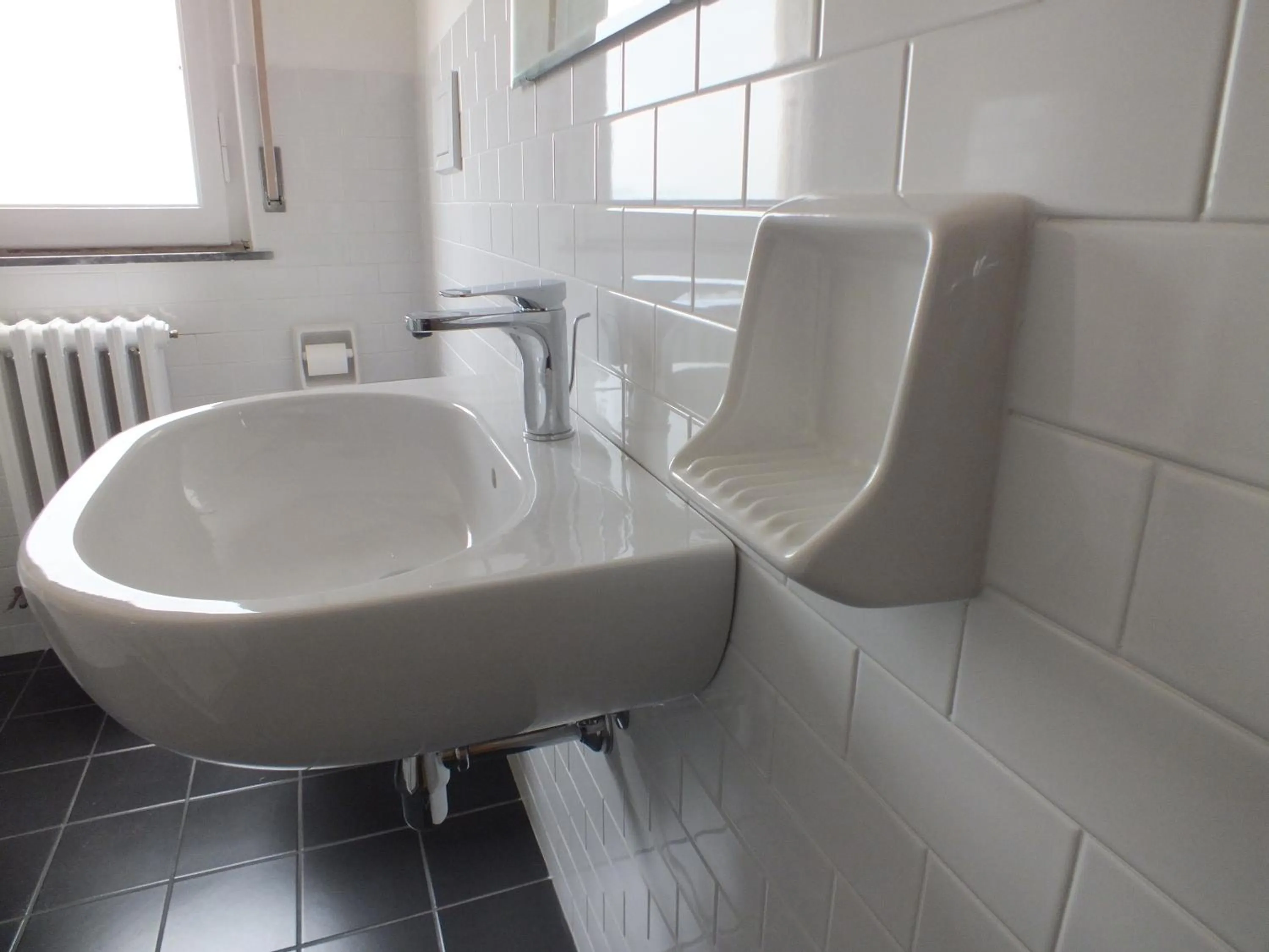 Bathroom in BellaVista Bike Stop