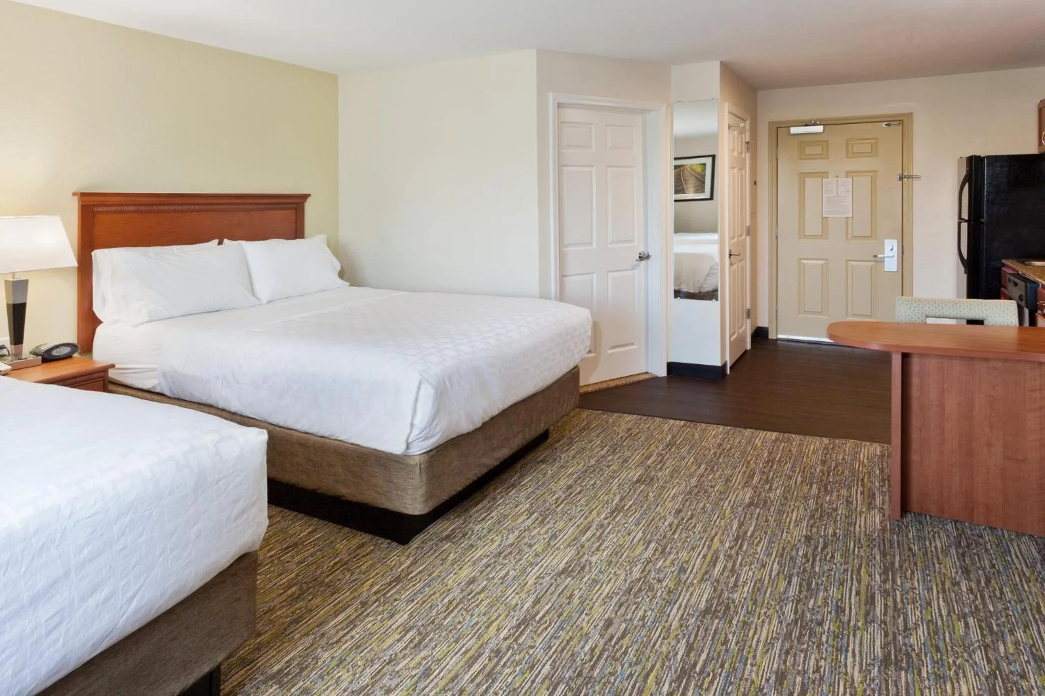 Photo of the whole room, Bed in Candlewood Suites Eastchase Park by IHG