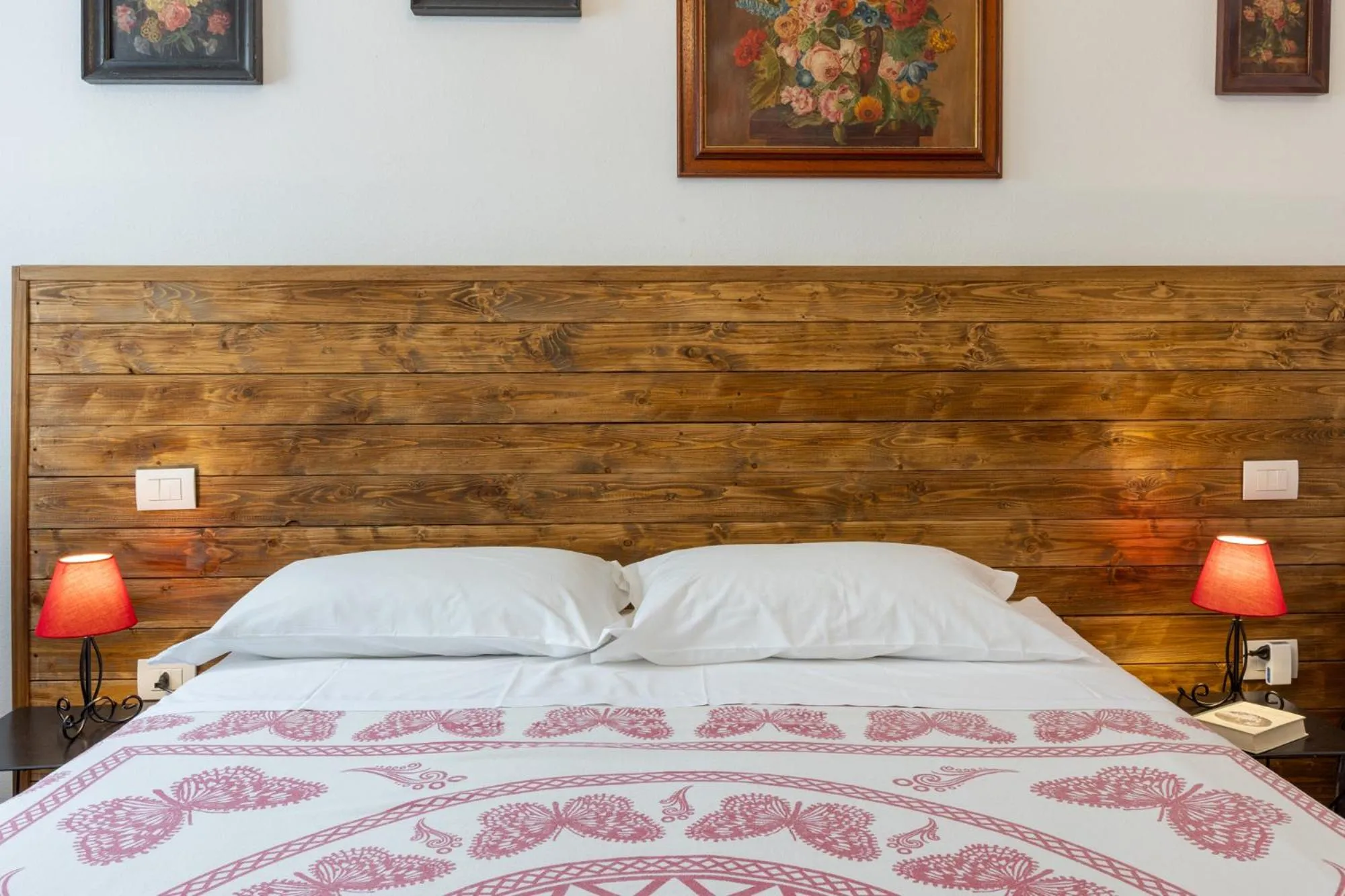 Bed in Bed & Breakfast Il Carignano