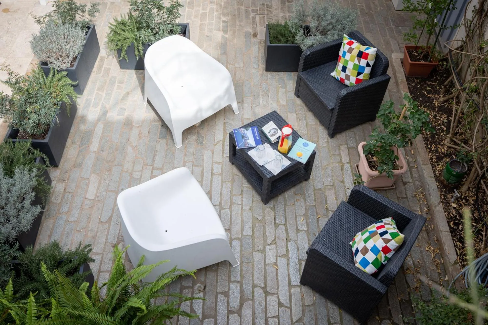 Inner courtyard view in Bed & Breakfast Il Carignano