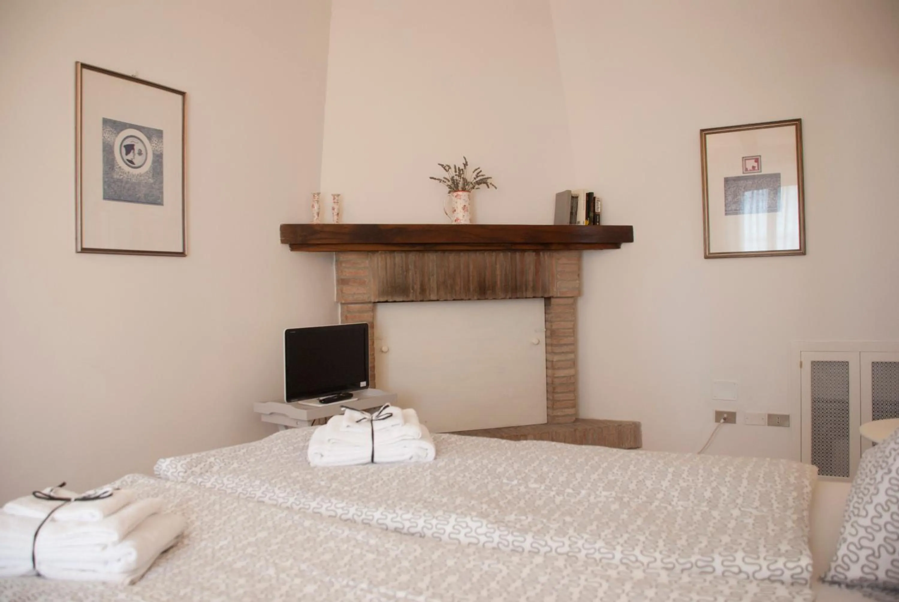 Bedroom, Bed in Calmancino delle Selve