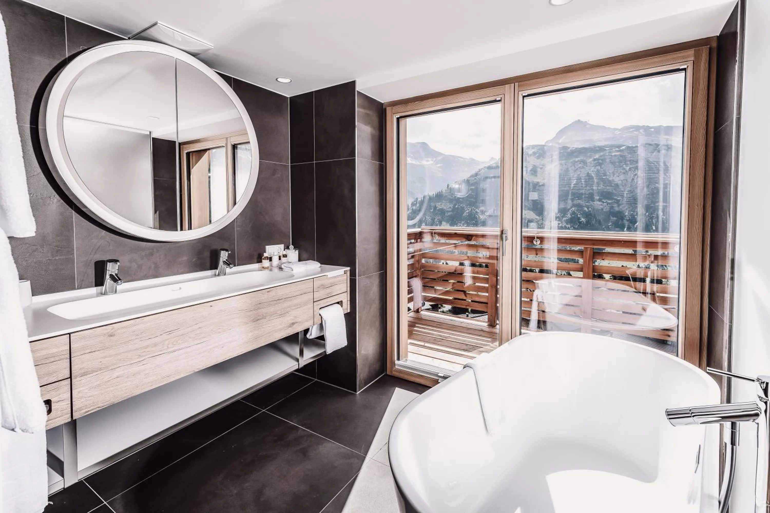 Bathroom, Bed in Hotel Goldener Berg