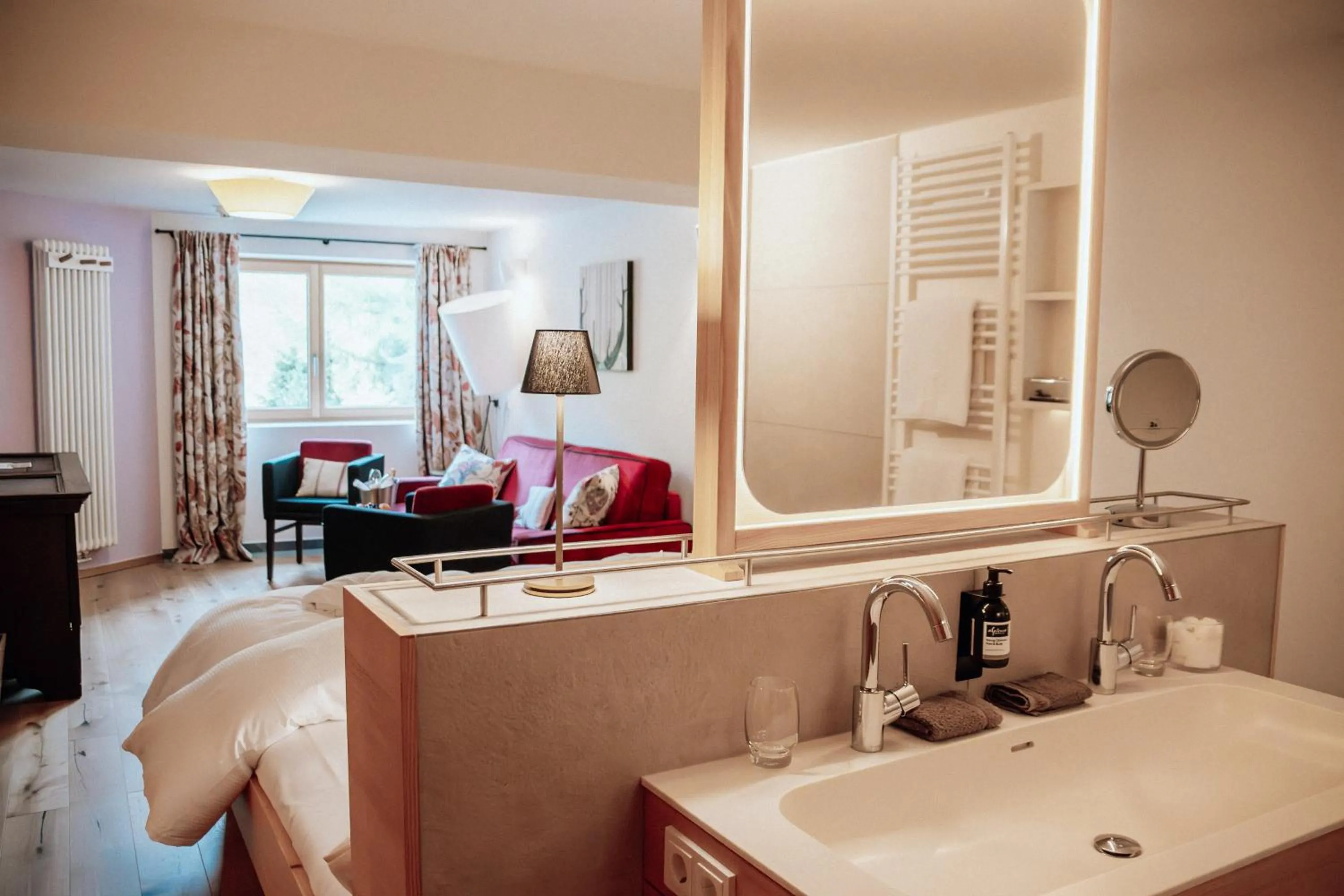 Photo of the whole room in Hotel Goldener Berg